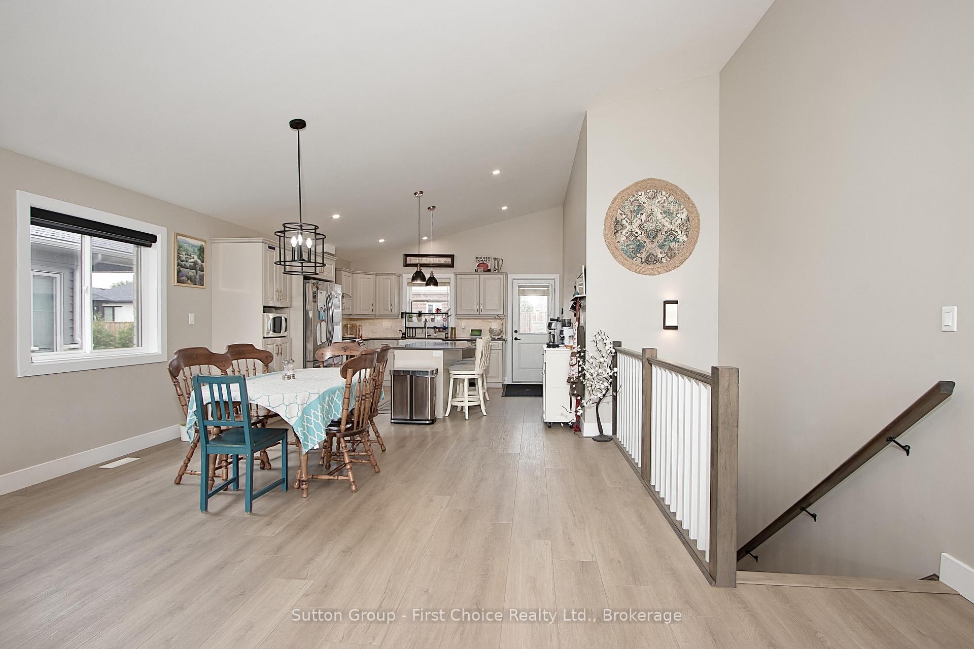Photo 4 of 234 Matheson Drive, West Perth, Mitchell — HOMEH