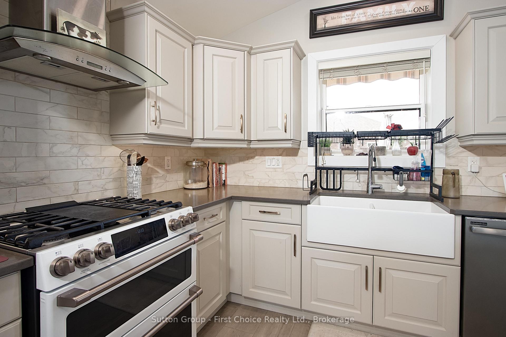 Photo 7 of 234 Matheson Drive, West Perth, Mitchell — HOMEH