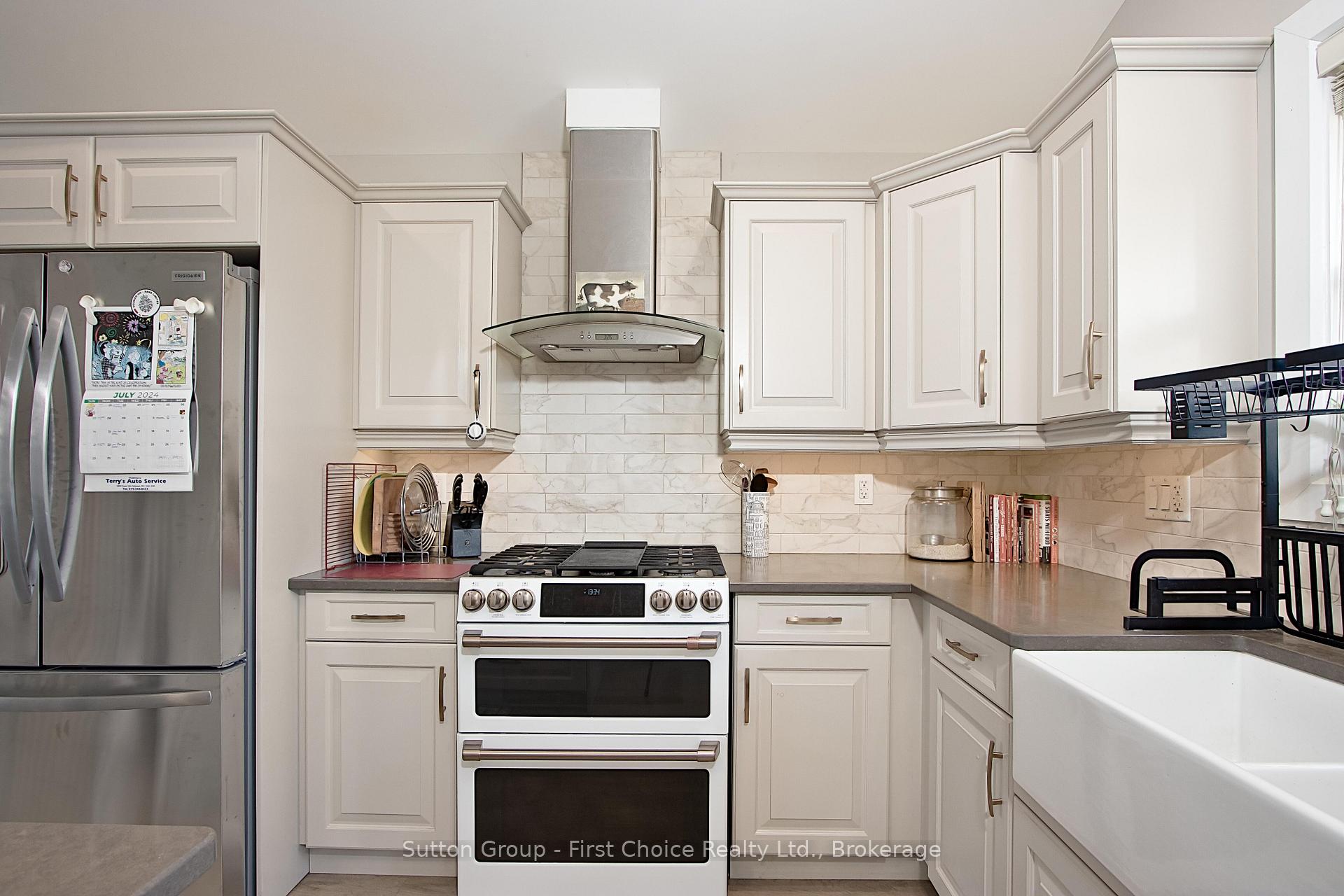Photo 9 of 234 Matheson Drive, West Perth, Mitchell — HOMEH
