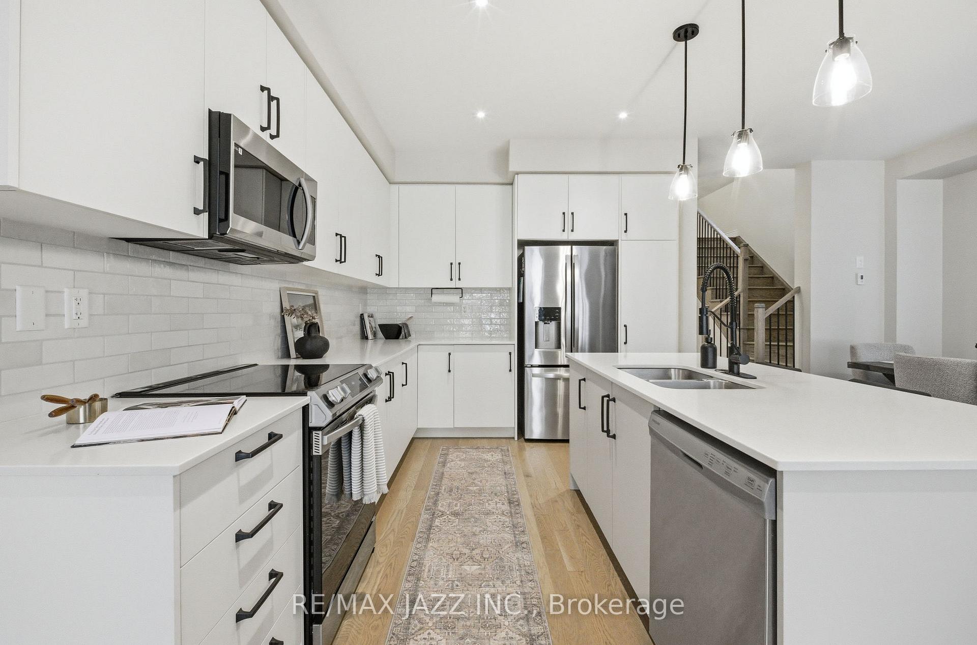 Photo 12 of 127 Laing Drive, Whitby, Rural Whitby — HOMEH