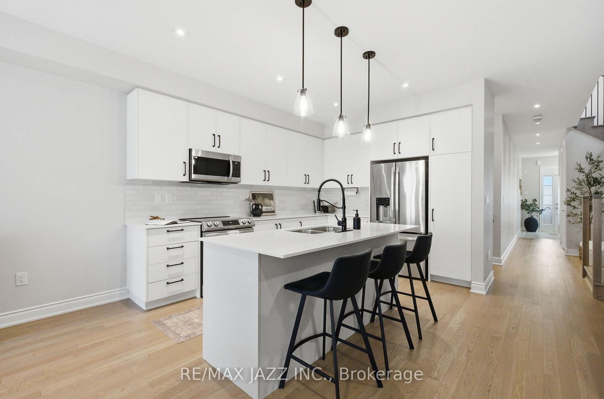 Photo 13 of 127 Laing Drive, Whitby, Rural Whitby — HOMEH