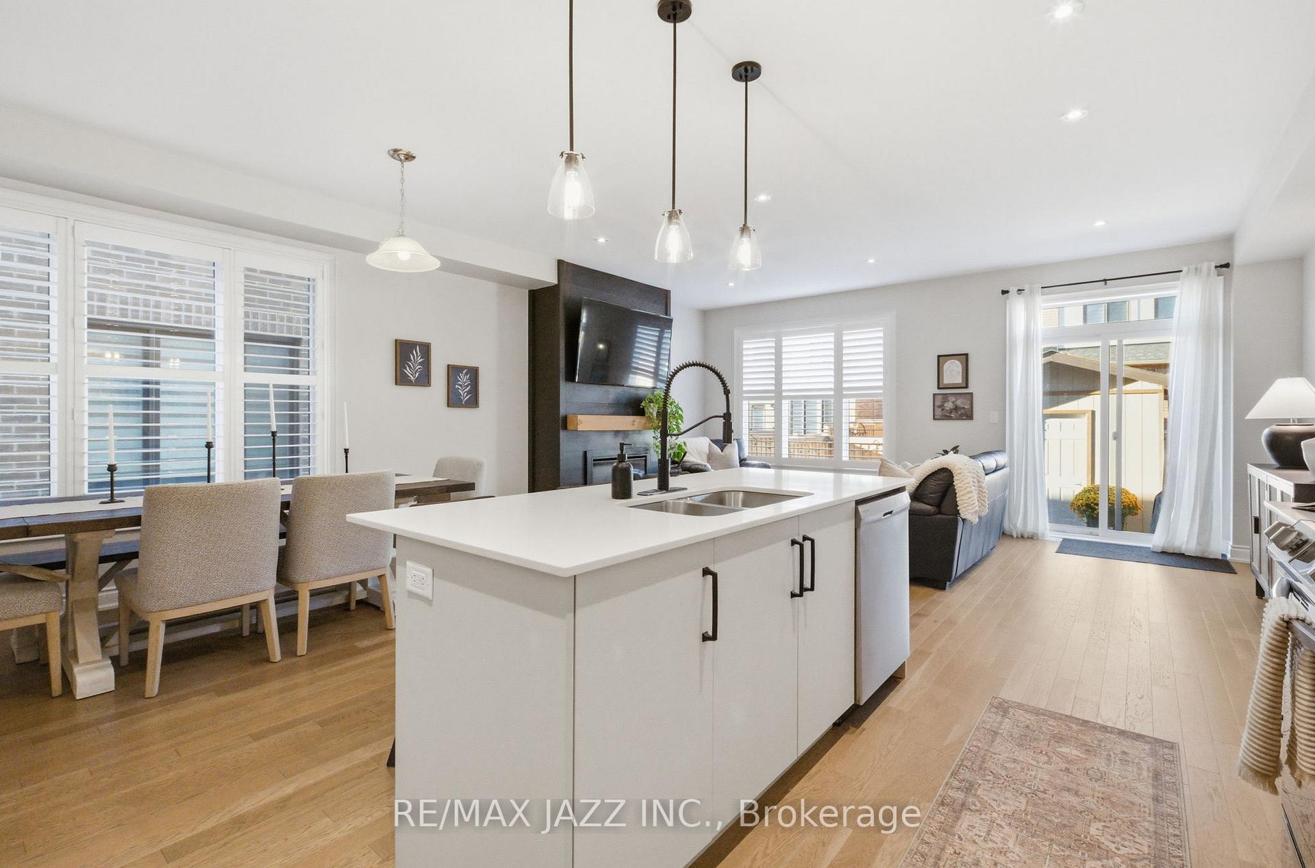 Photo 15 of 127 Laing Drive, Whitby, Rural Whitby — HOMEH