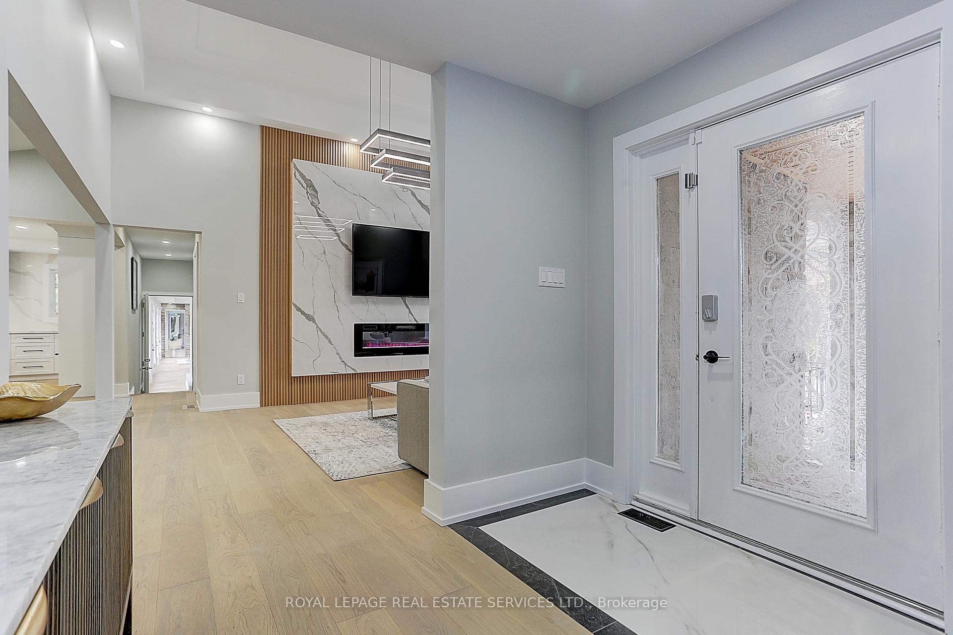 Photo 5 of 52 Innisbrook Drive, Wasaga Beach — HOMEH