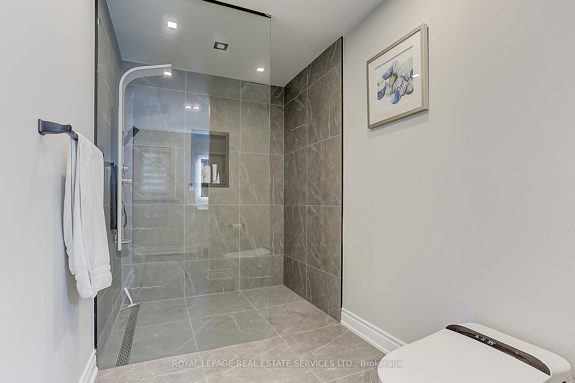 Photo 29 of 52 Innisbrook Drive, Wasaga Beach — HOMEH