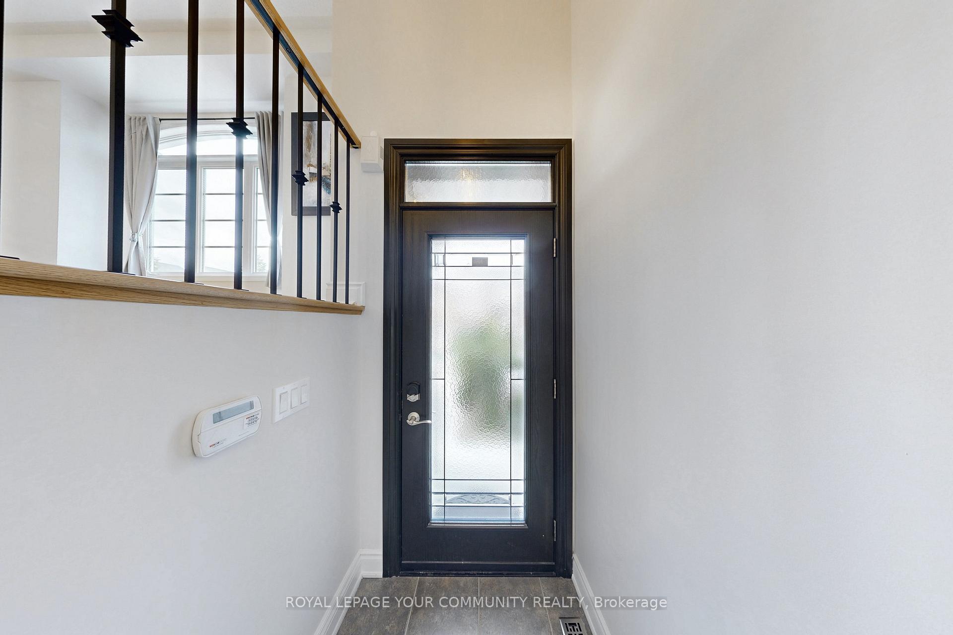 Photo 4 of 3 Rustwood Road, Vaughan, Patterson — HOMEH