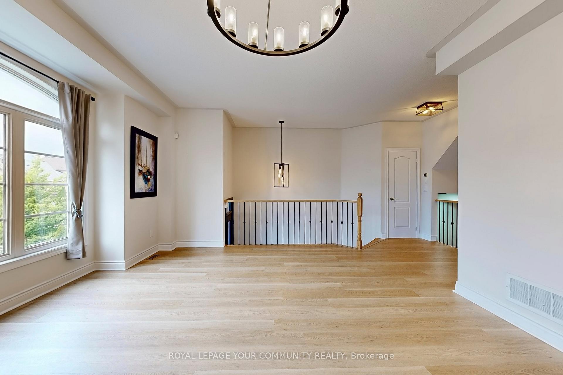 Photo 8 of 3 Rustwood Road, Vaughan, Patterson — HOMEH