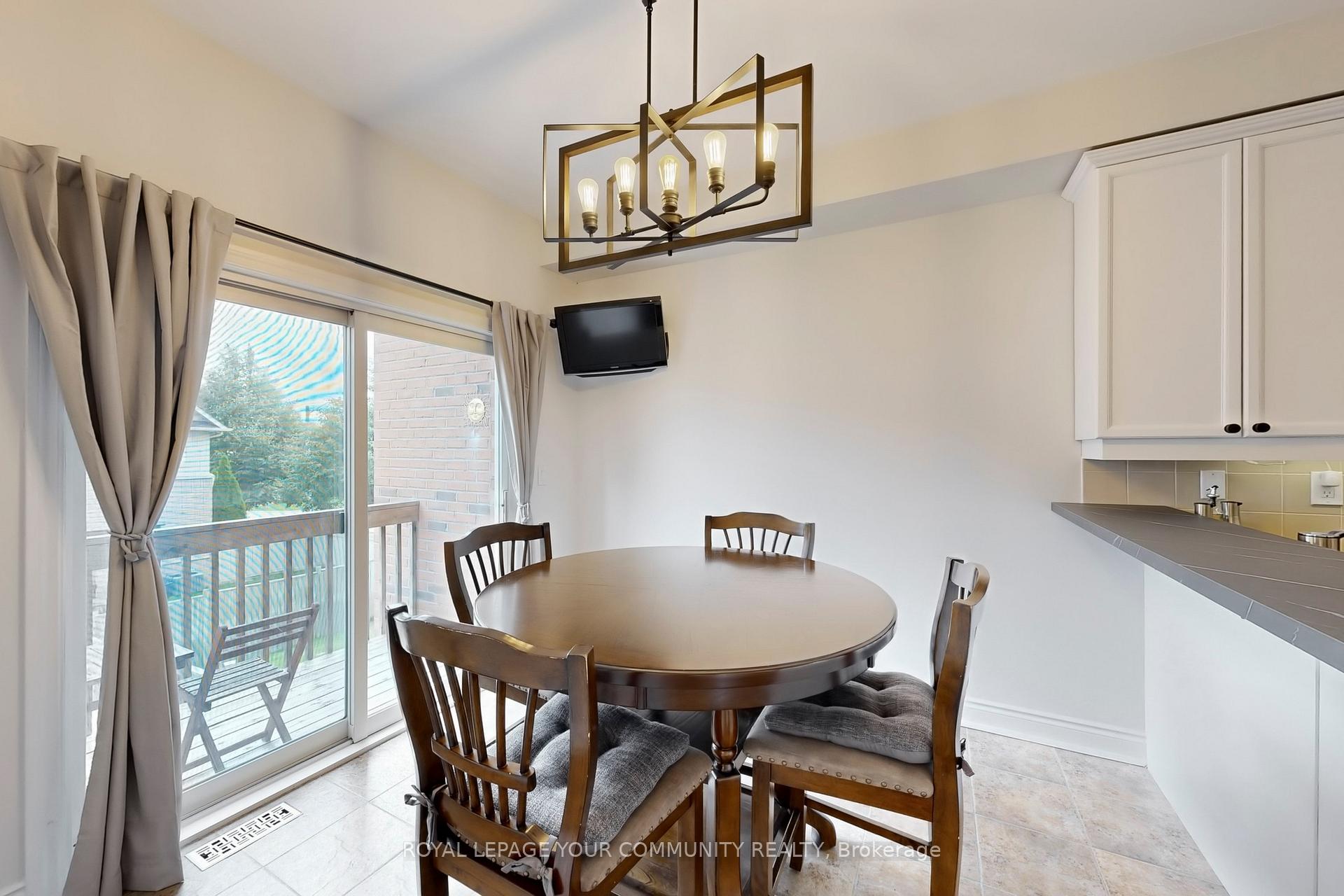 Photo 15 of 3 Rustwood Road, Vaughan, Patterson — HOMEH