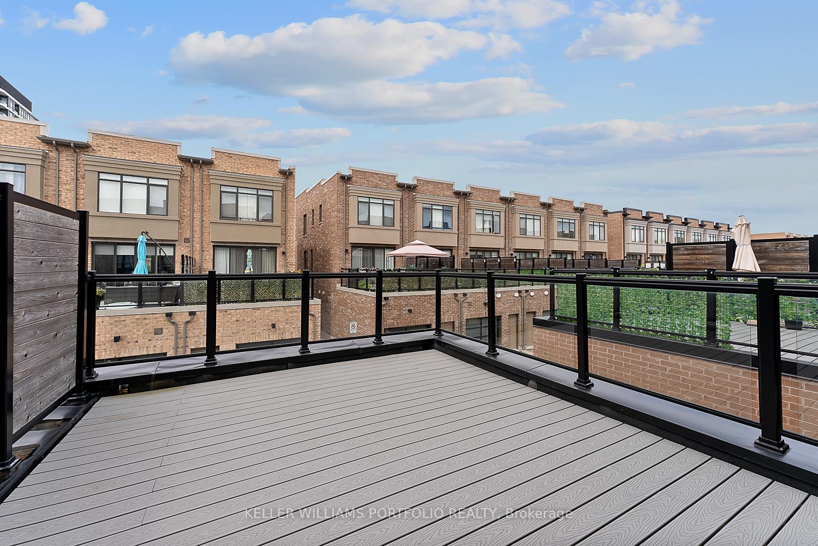 Photo 26 of 32 Troon Avenue, Vaughan, Rural Vaughan — HOMEH