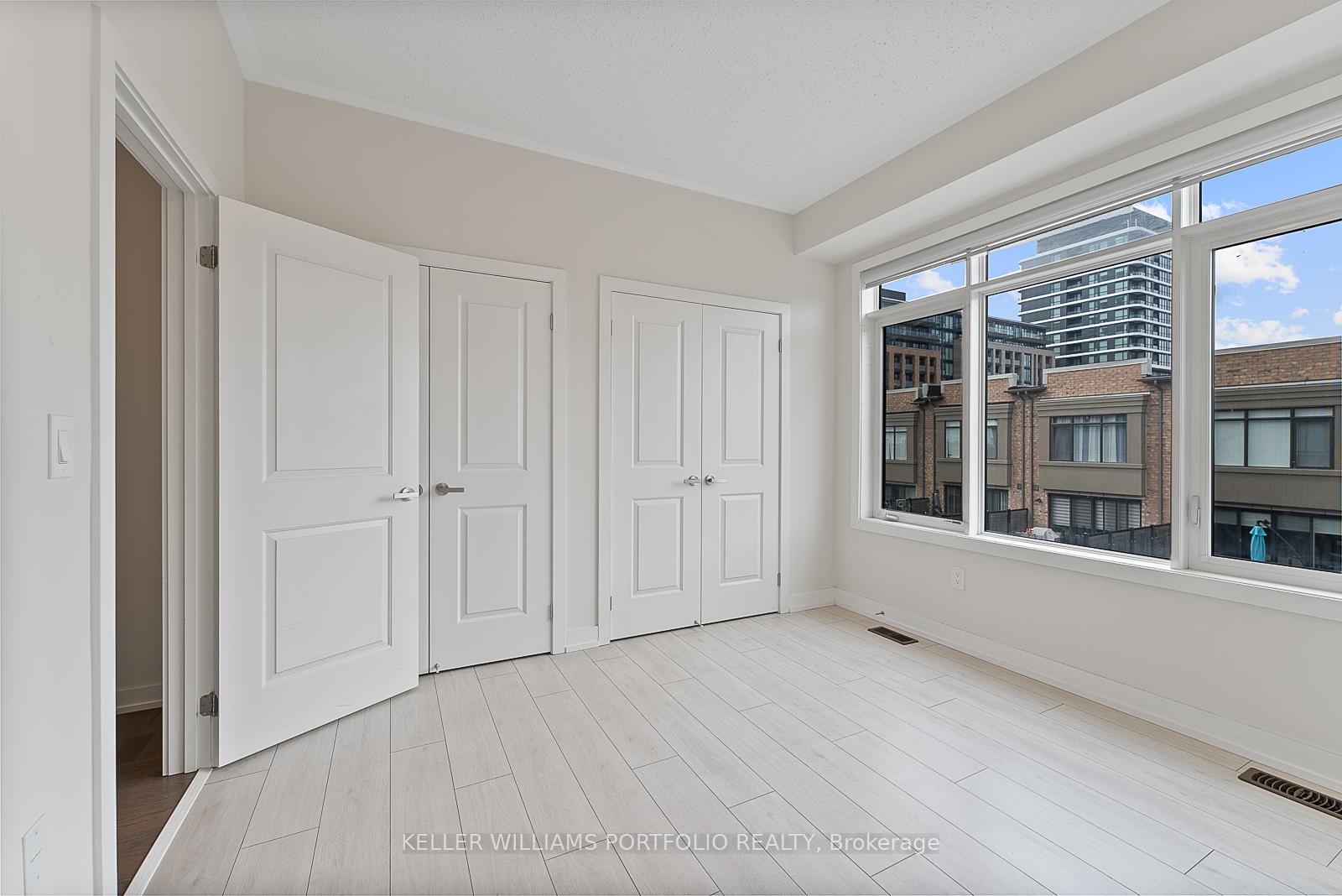 Photo 35 of 32 Troon Avenue, Vaughan, Rural Vaughan — HOMEH