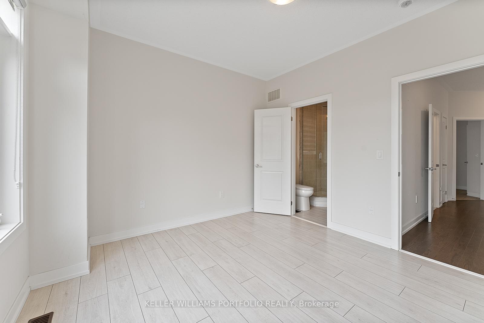 Photo 36 of 32 Troon Avenue, Vaughan, Rural Vaughan — HOMEH