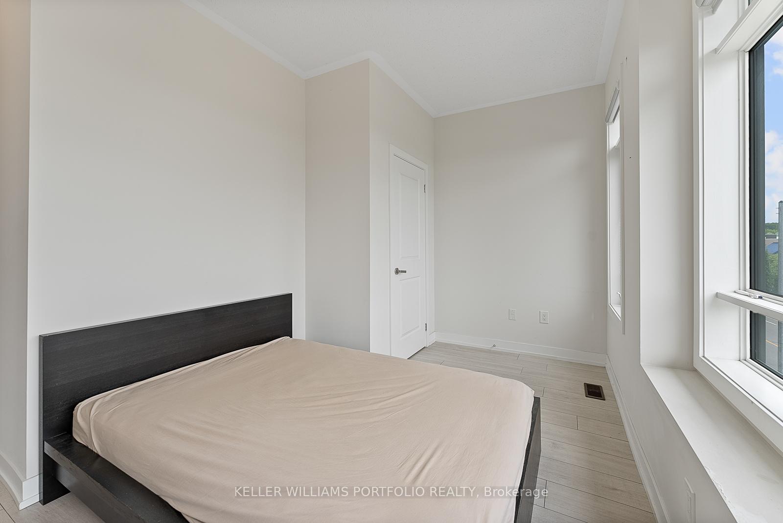Photo 39 of 32 Troon Avenue, Vaughan, Rural Vaughan — HOMEH