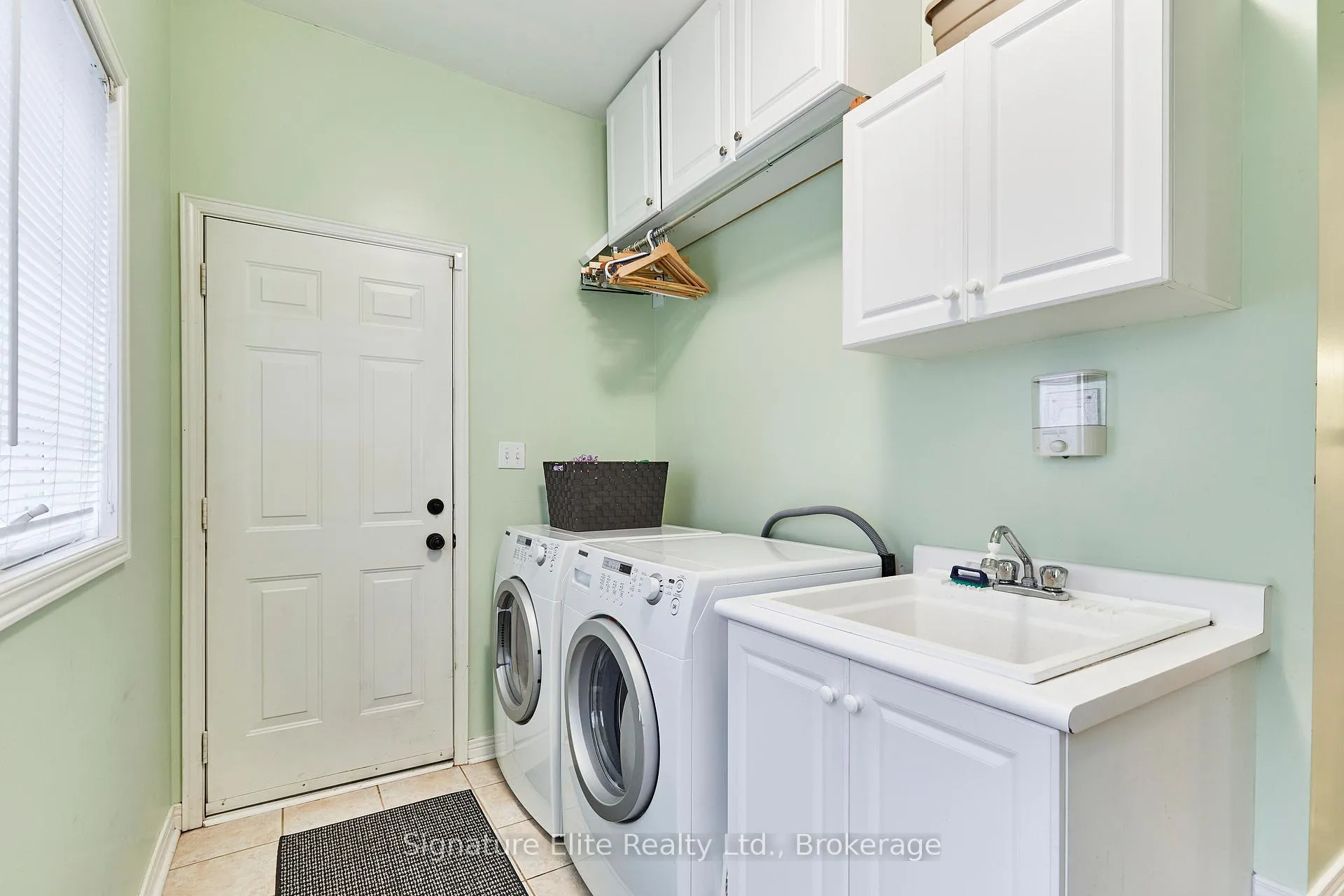 Photo 26 of 51 Roan Drive, Whitby, Lynde Creek — HOMEH