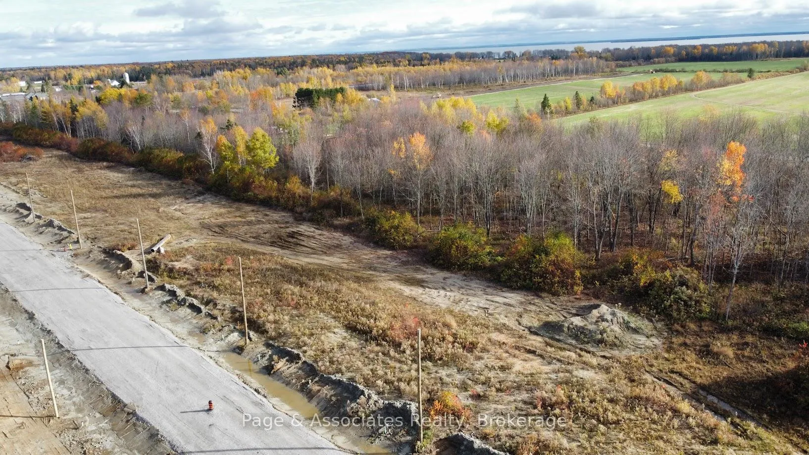 Photo 4 of 61 Vannier Street, West Nipissing, Sturgeon Falls — HOMEH