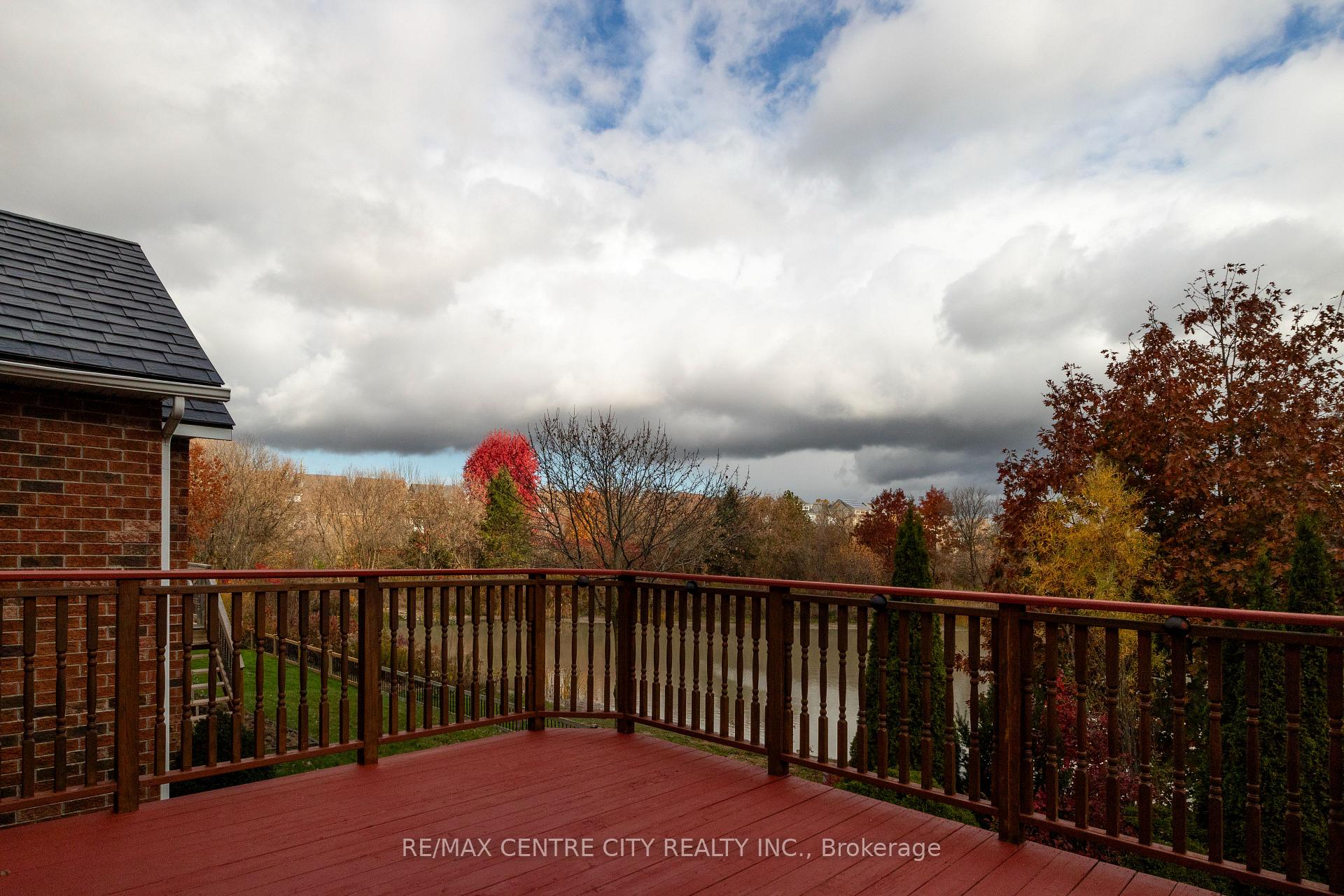 Photo 9 of 692 Salzburg Drive, Waterloo — HOMEH