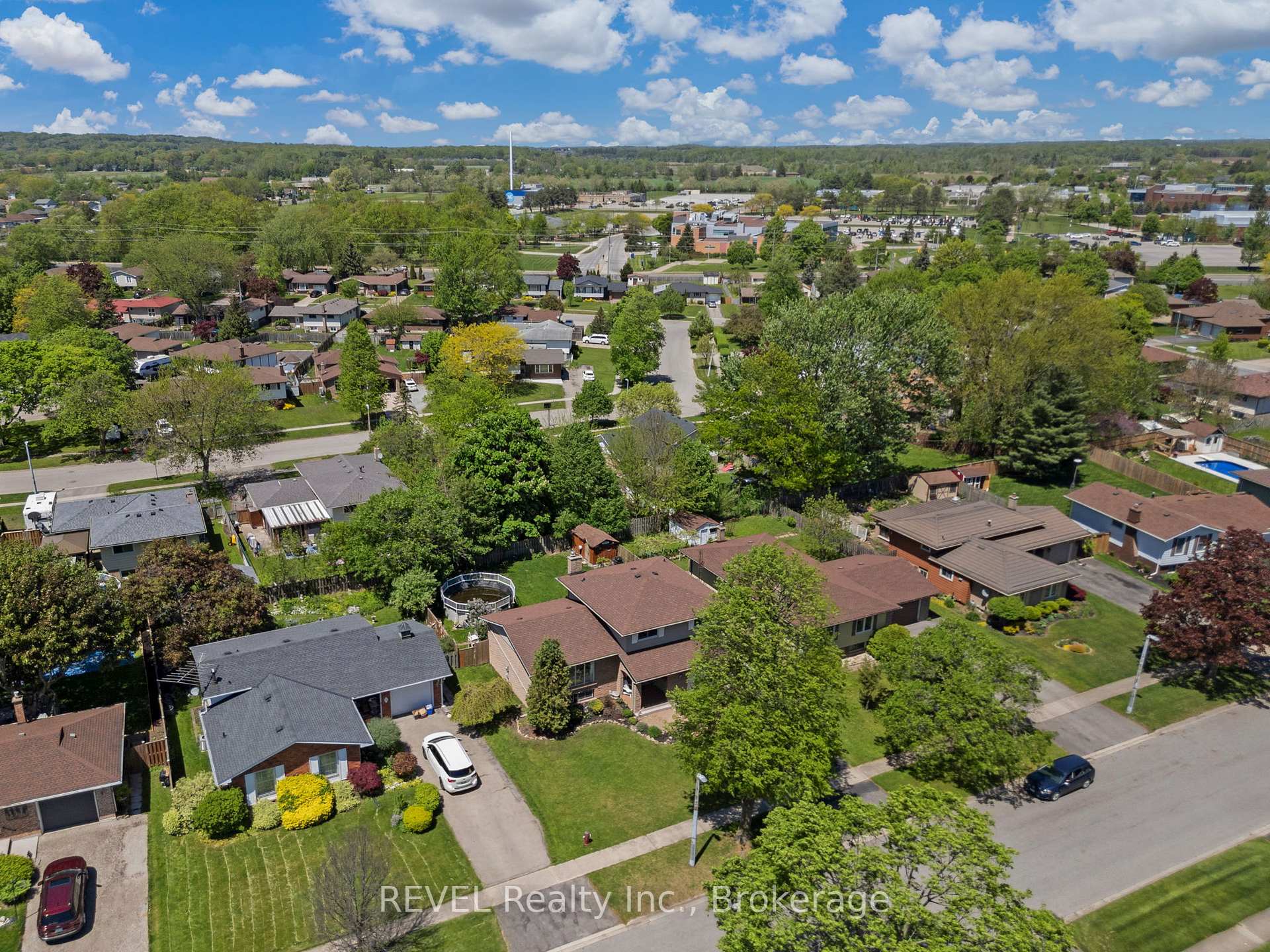 Photo 44 of 22 Mccoll Drive, Welland, N. Welland — HOMEH