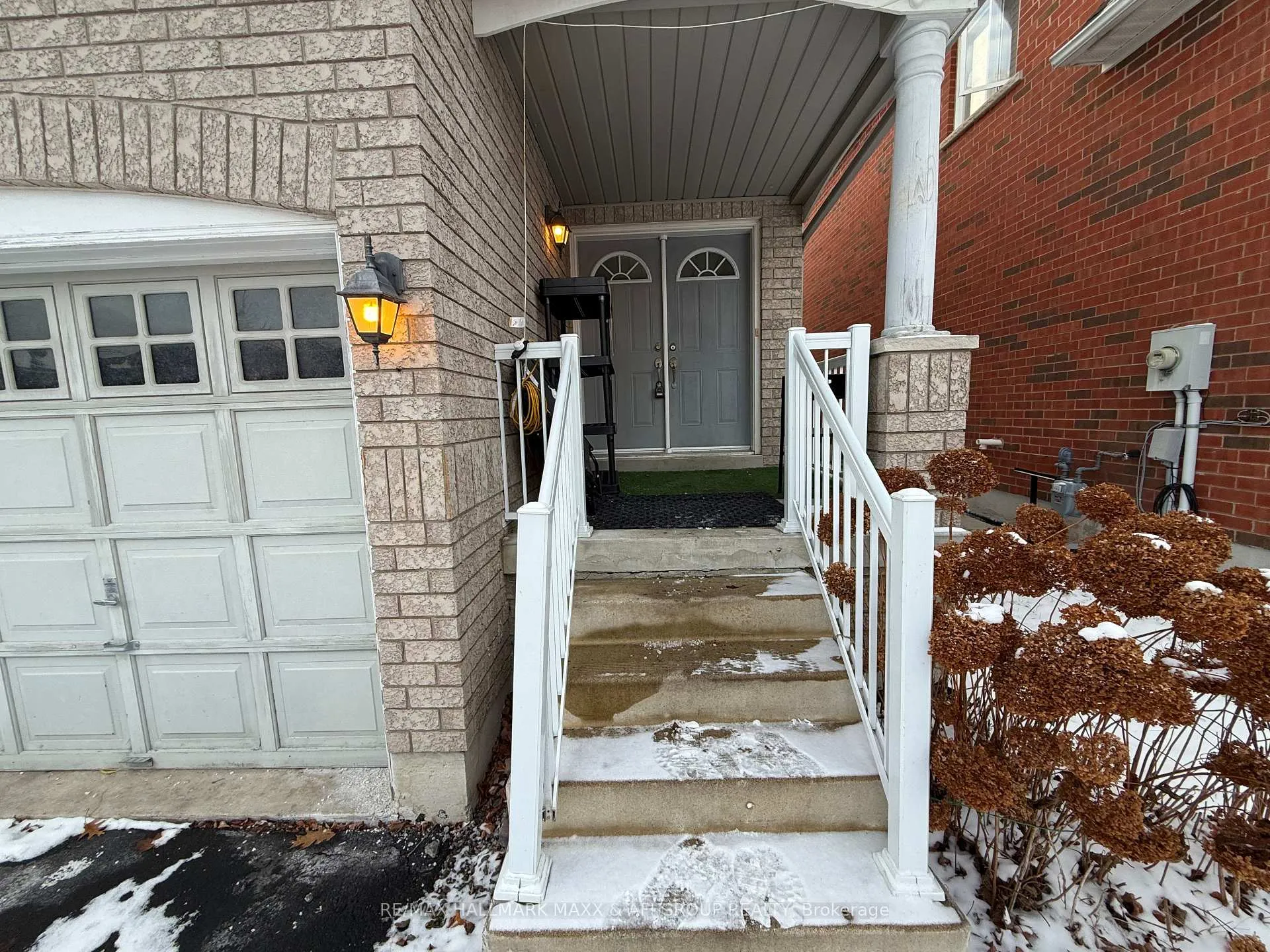 Photo 2 of 40 Chatterson Street, Whitby, Rolling Acres — HOMEH