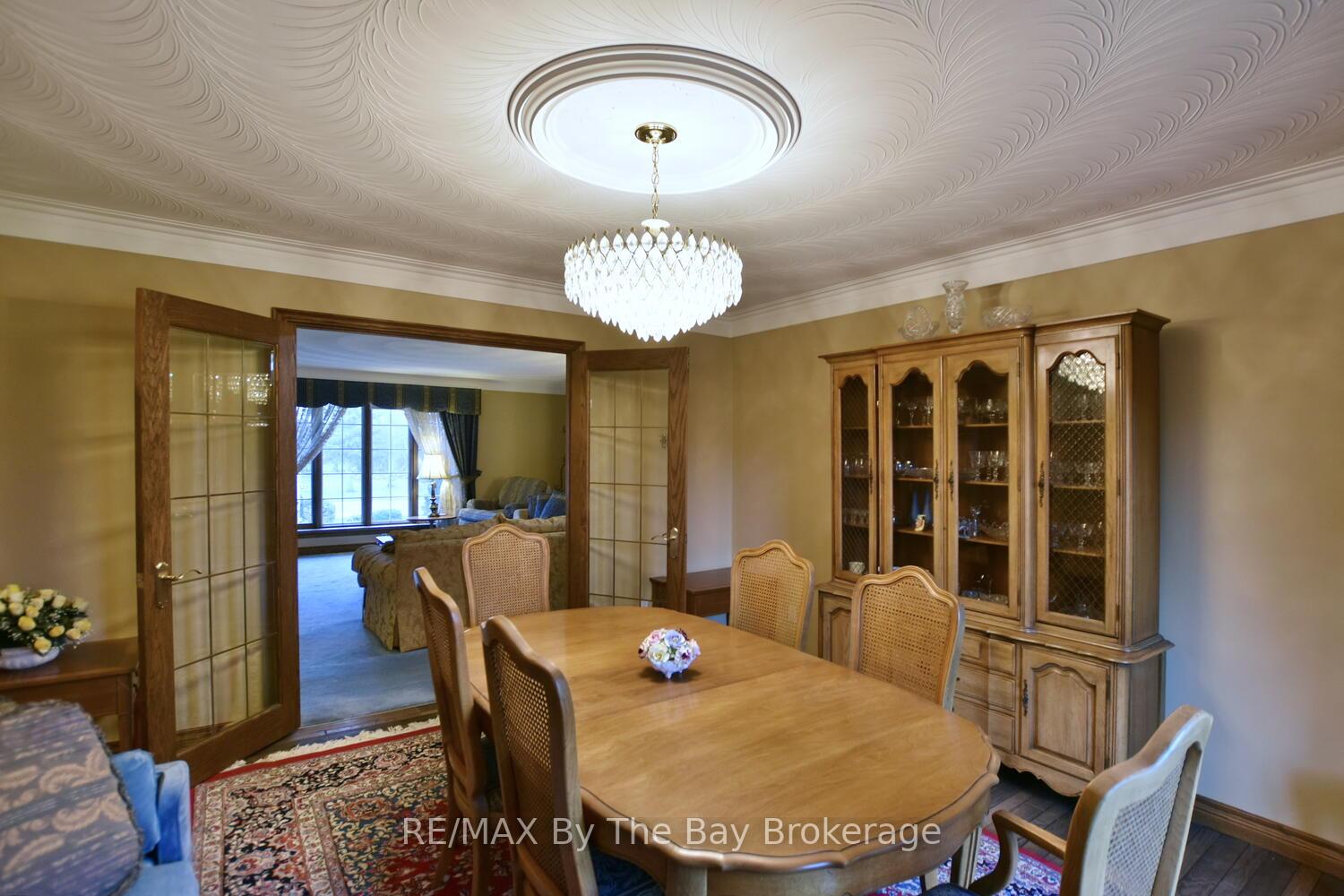 Photo 12 of 23 Kelley Crescent, Wasaga Beach — HOMEH