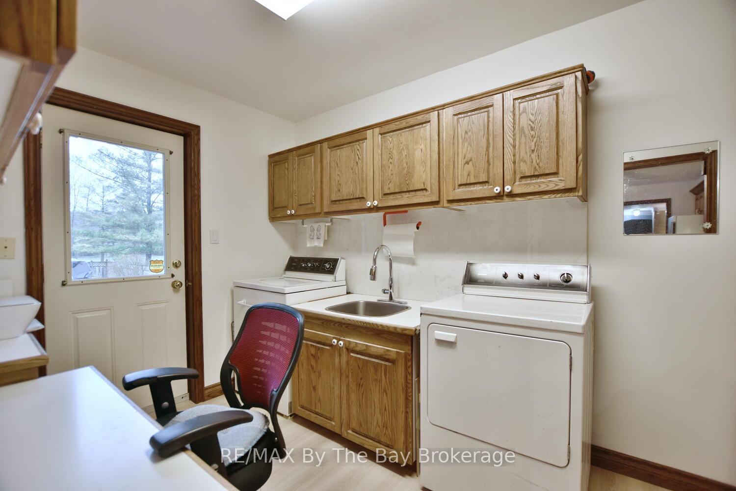Photo 17 of 23 Kelley Crescent, Wasaga Beach — HOMEH