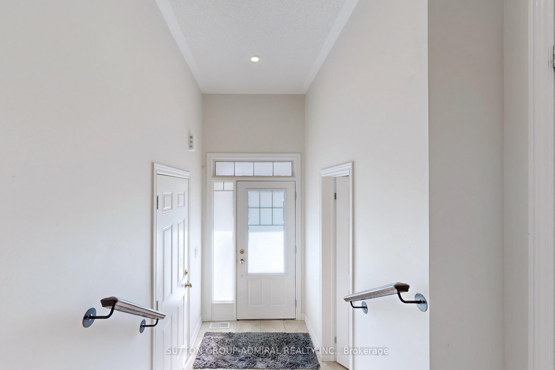 Photo 2 of 95 Southdown Avenue, Vaughan, Patterson — HOMEH