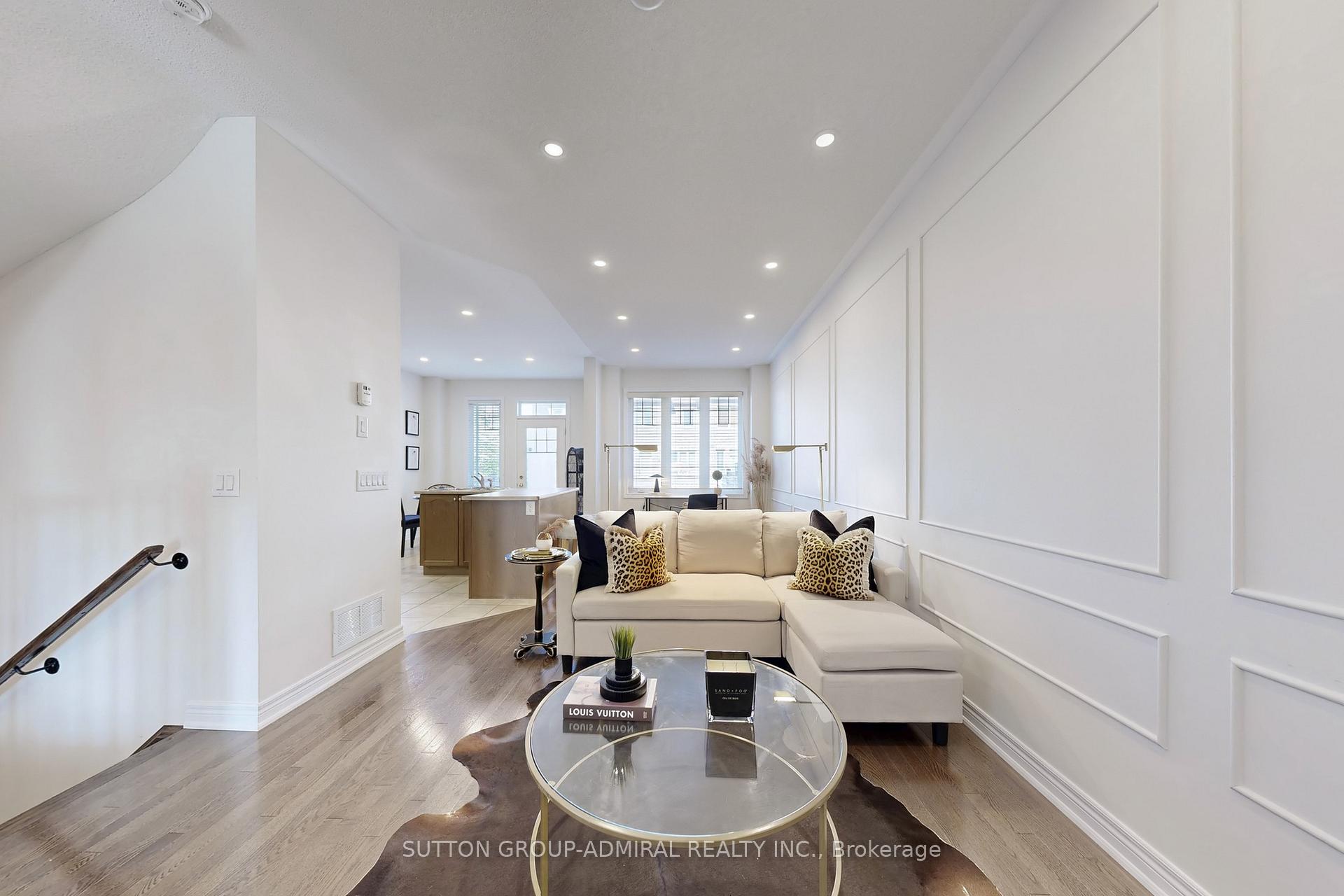 Photo 4 of 95 Southdown Avenue, Vaughan, Patterson — HOMEH