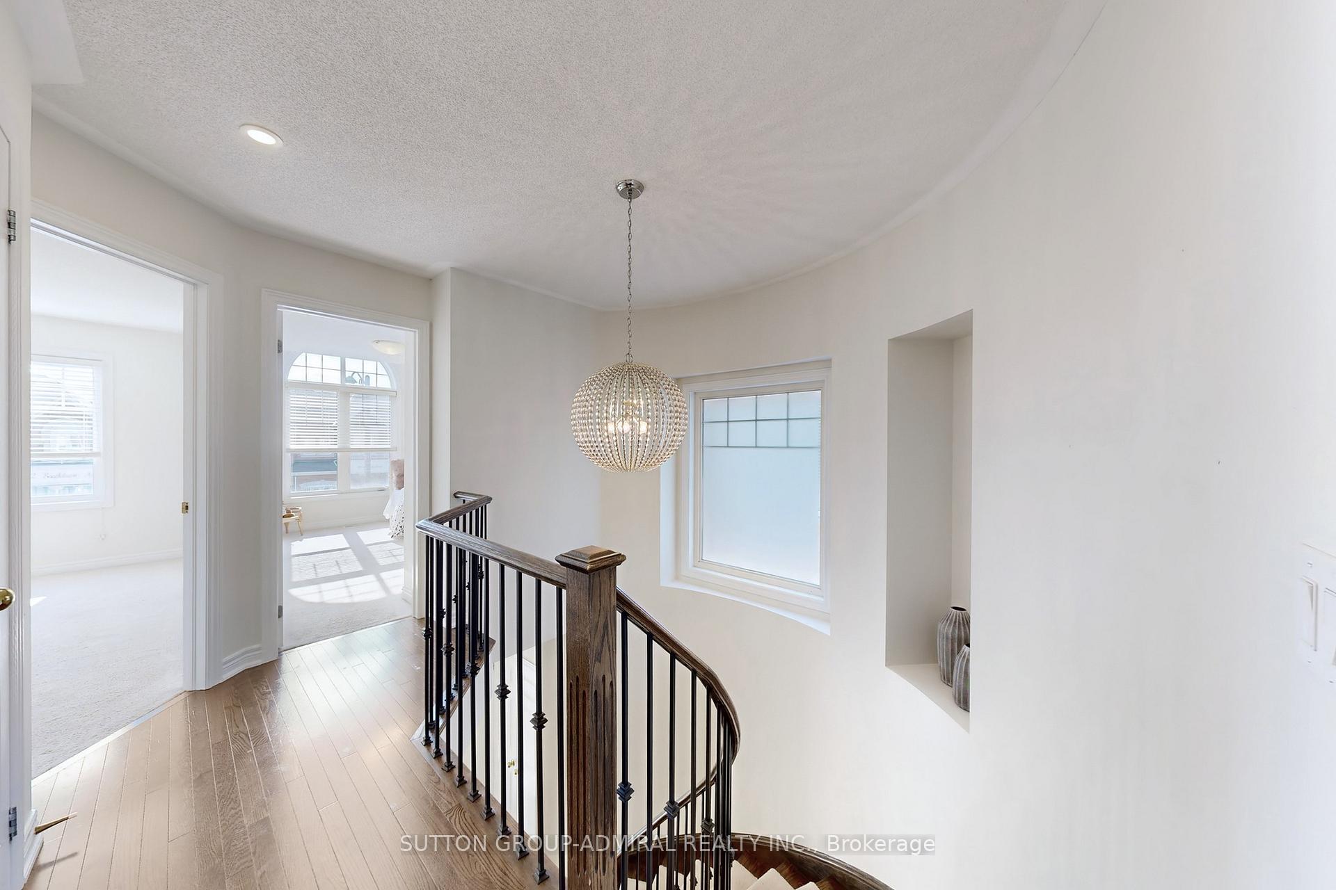 Photo 21 of 95 Southdown Avenue, Vaughan, Patterson — HOMEH