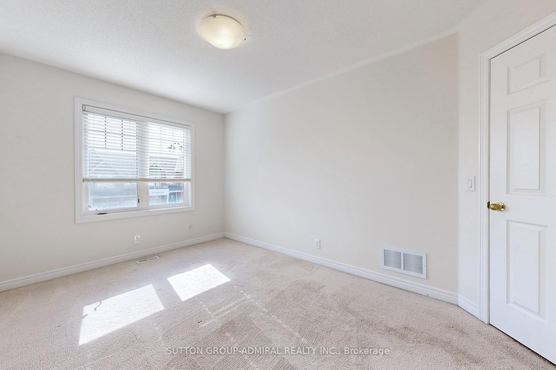 Photo 33 of 95 Southdown Avenue, Vaughan, Patterson — HOMEH
