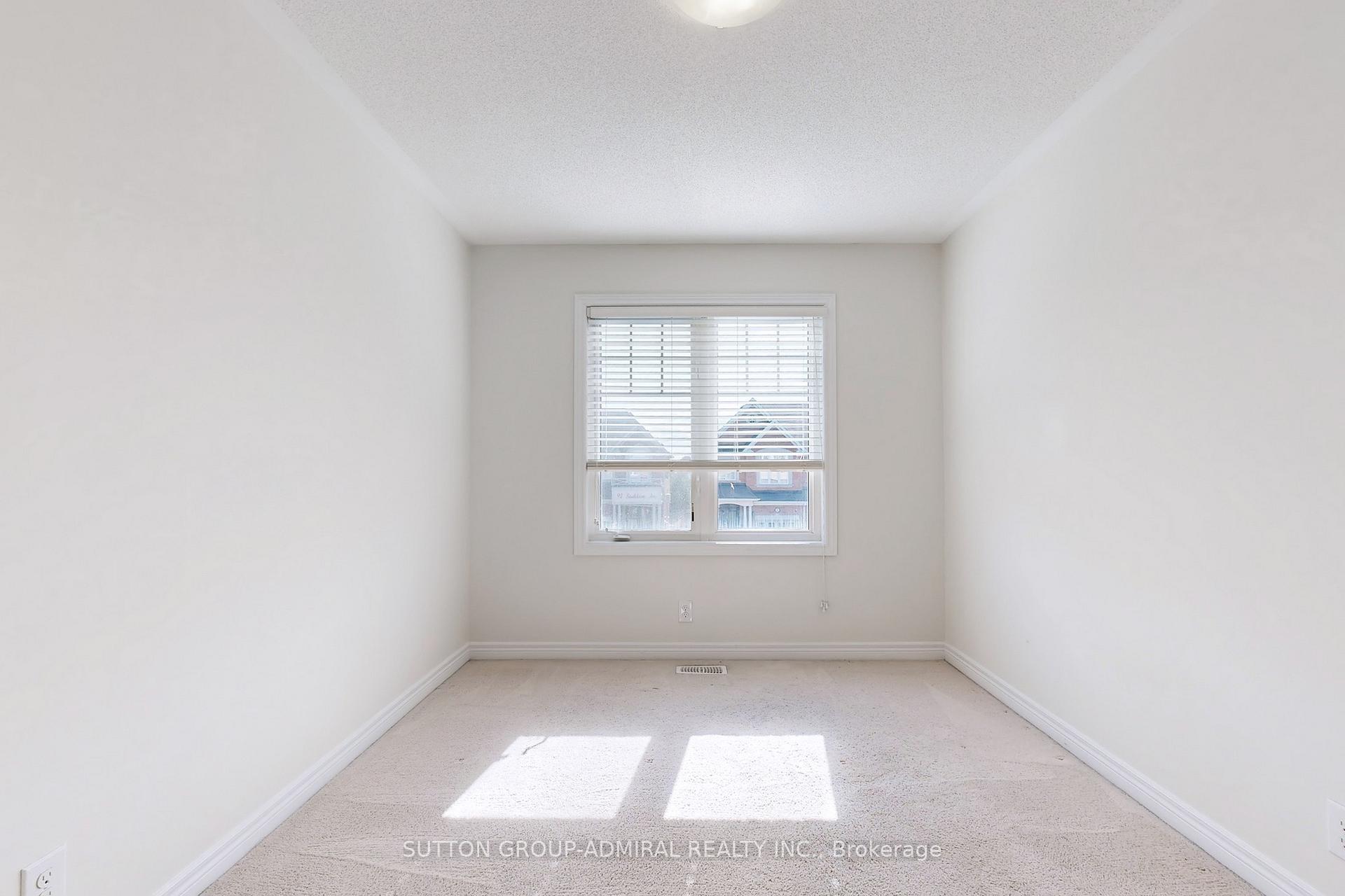 Photo 34 of 95 Southdown Avenue, Vaughan, Patterson — HOMEH
