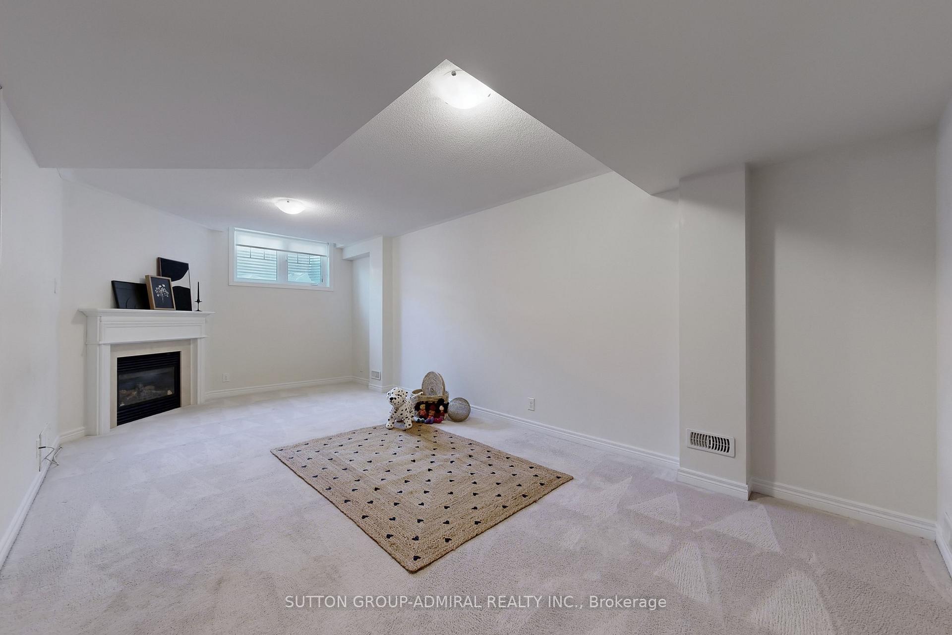 Photo 44 of 95 Southdown Avenue, Vaughan, Patterson — HOMEH