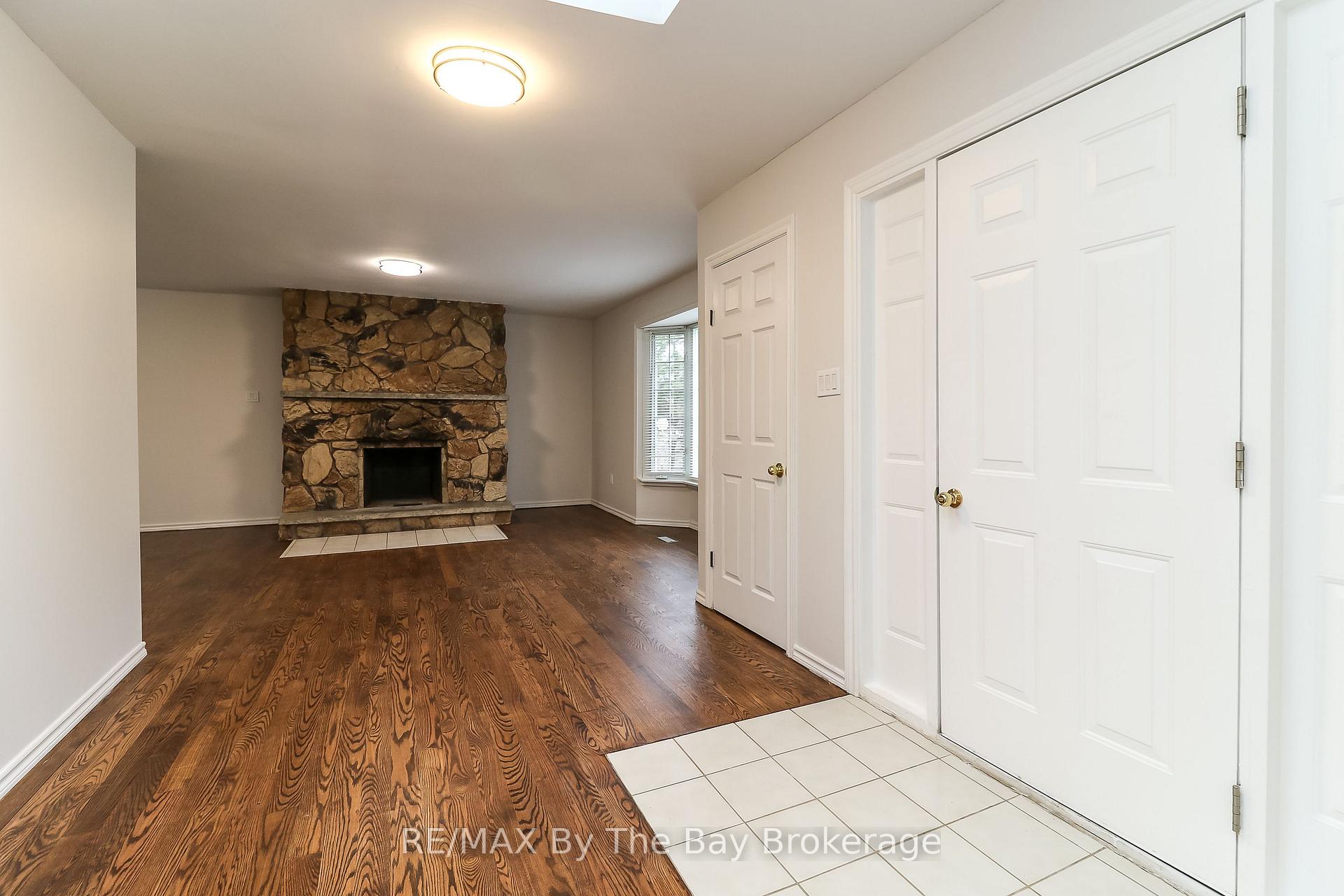 Photo 11 of 12 Bridlewood Crescent, Wasaga Beach — HOMEH