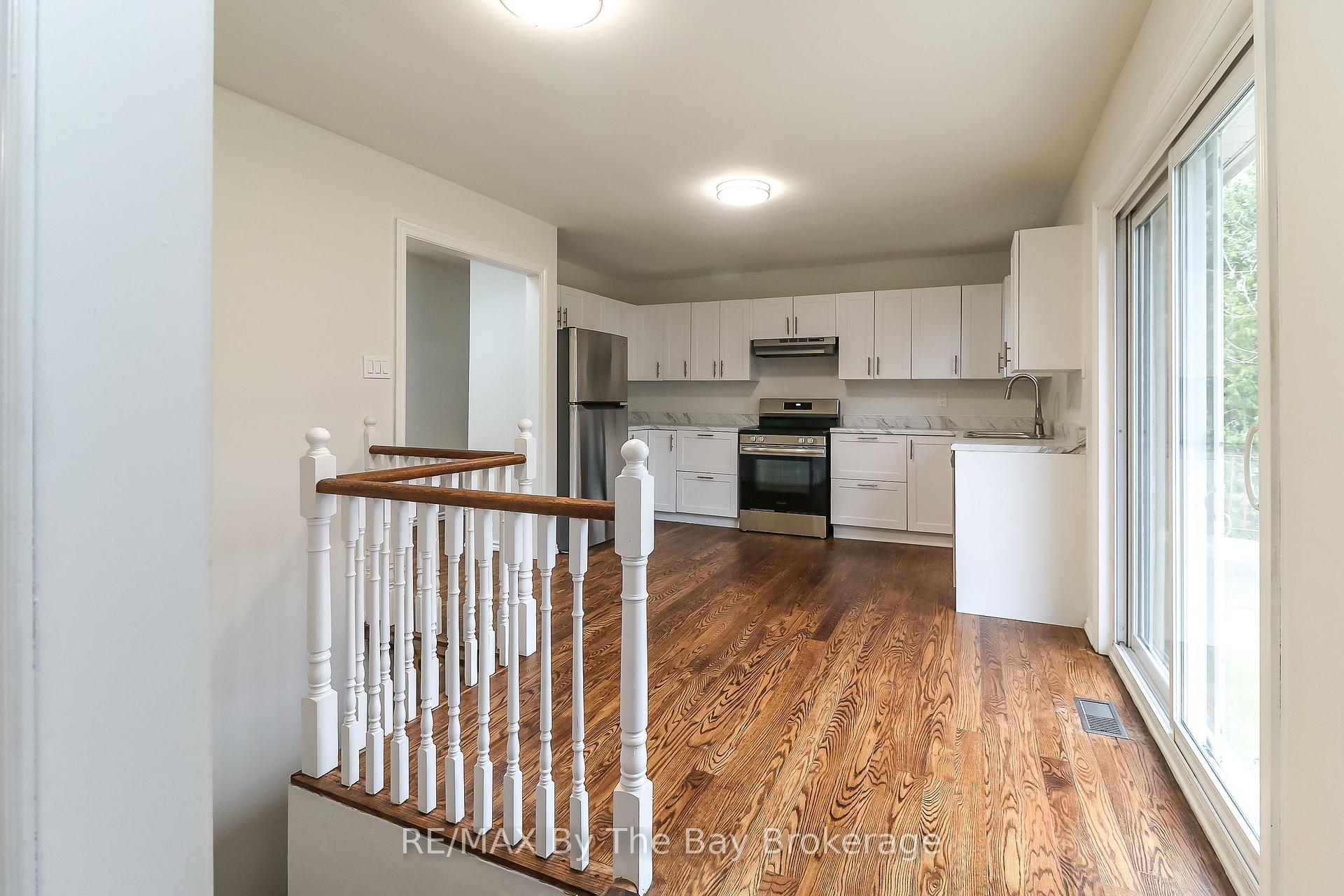 Photo 20 of 12 Bridlewood Crescent, Wasaga Beach — HOMEH
