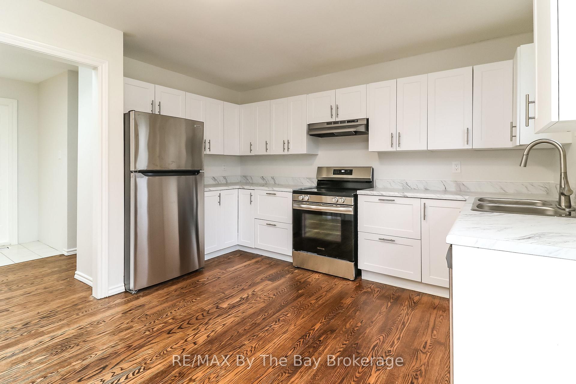 Photo 23 of 12 Bridlewood Crescent, Wasaga Beach — HOMEH
