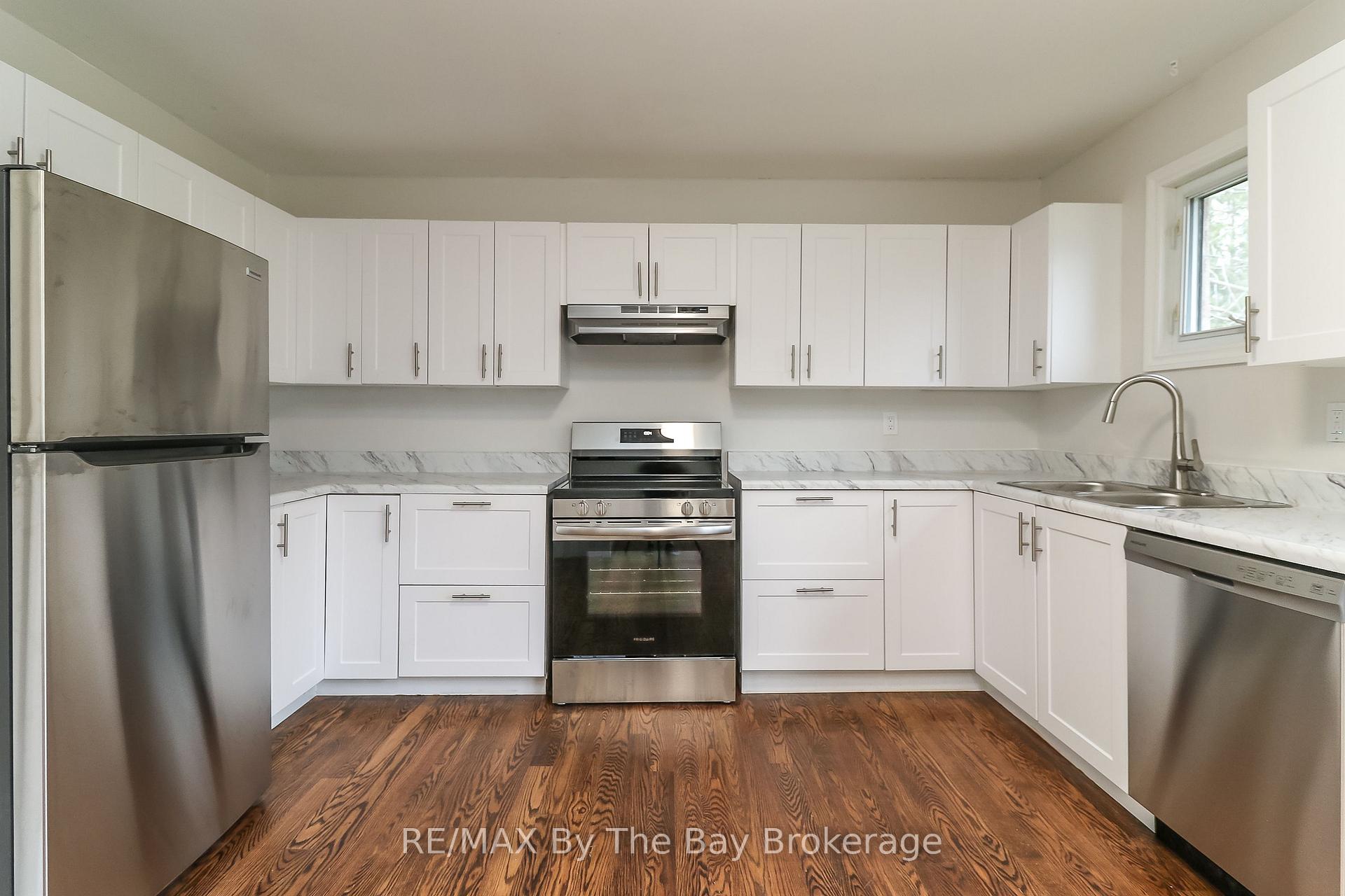 Photo 24 of 12 Bridlewood Crescent, Wasaga Beach — HOMEH