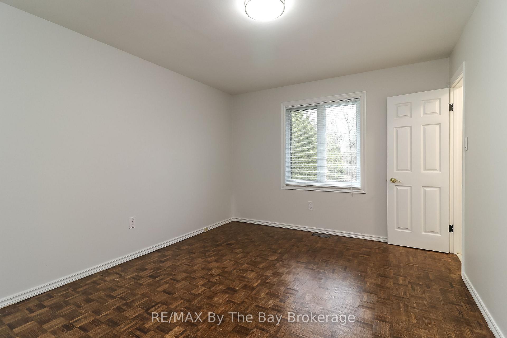 Photo 36 of 12 Bridlewood Crescent, Wasaga Beach — HOMEH