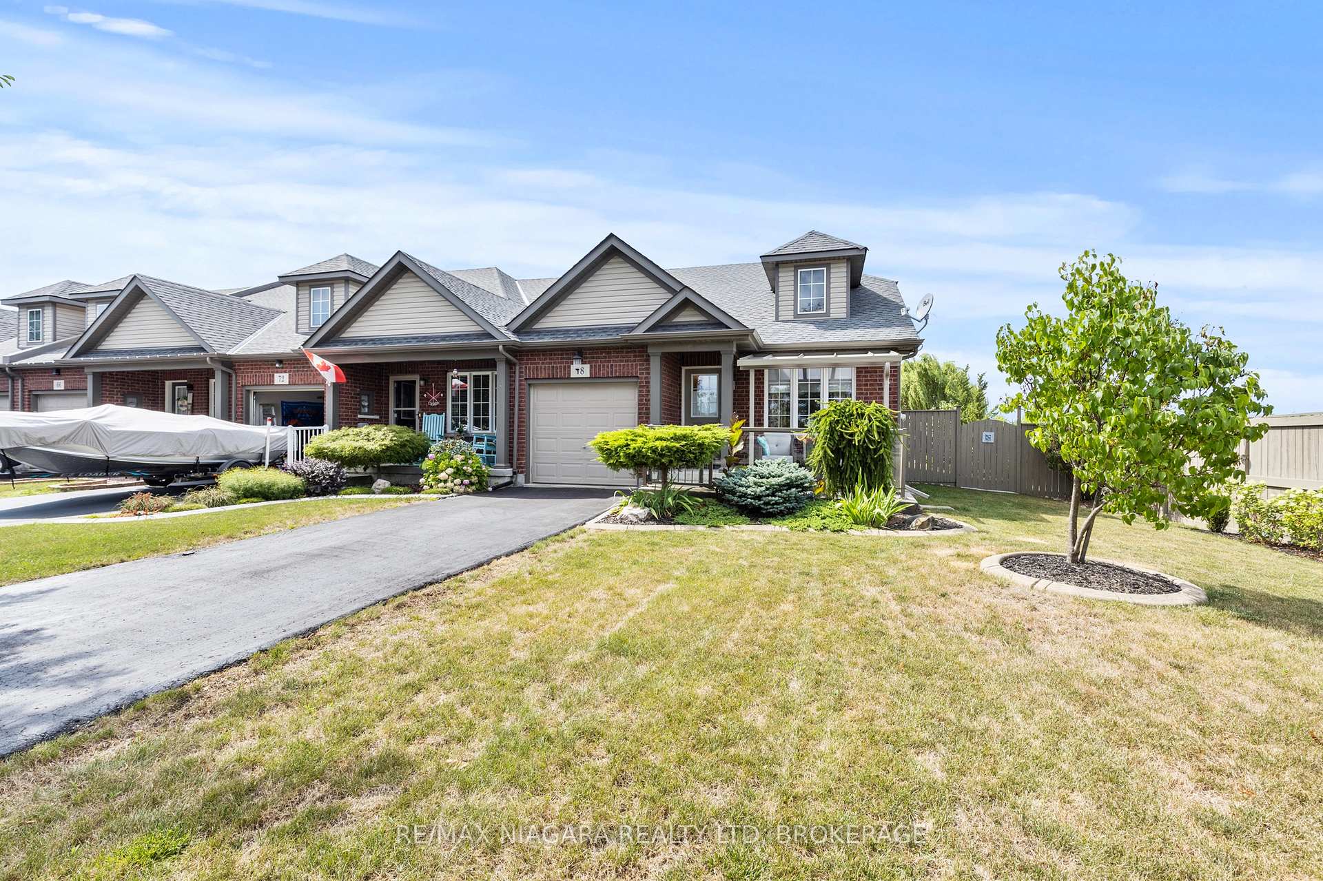 Photo 3 of 78 Falcon Drive, Welland, Coyle Creek — HOMEH