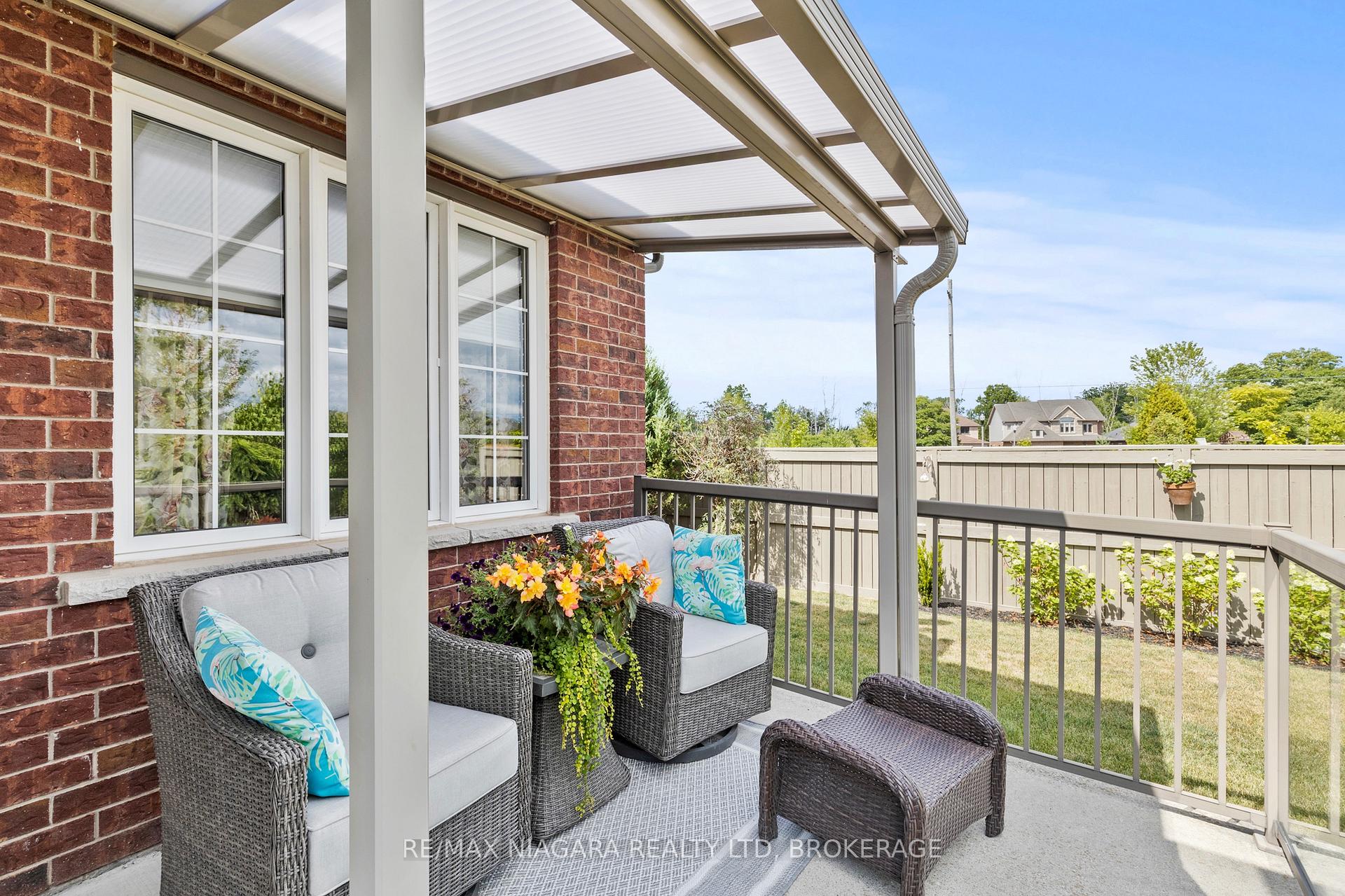 Photo 5 of 78 Falcon Drive, Welland, Coyle Creek — HOMEH
