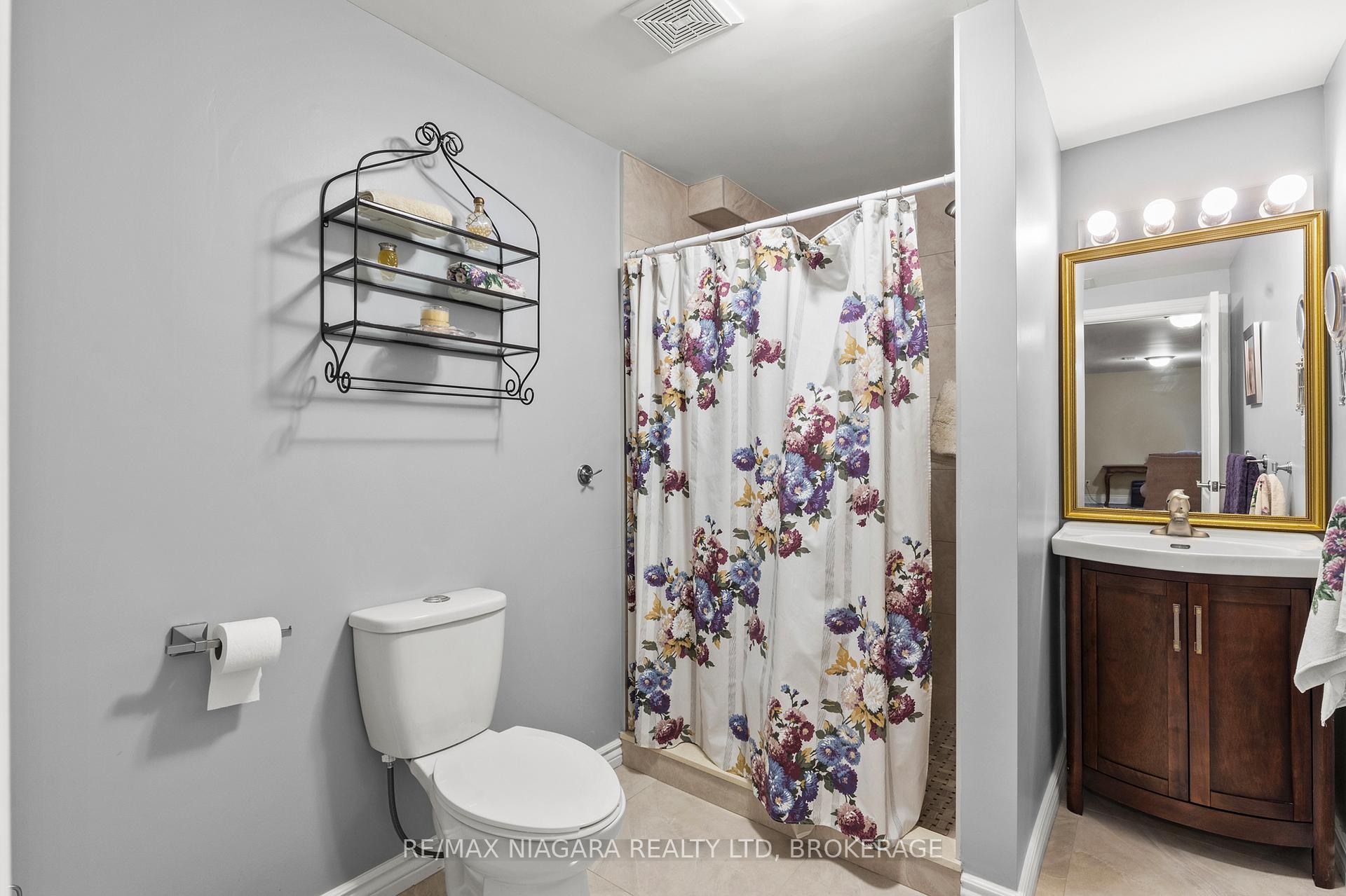 Photo 24 of 78 Falcon Drive, Welland, Coyle Creek — HOMEH