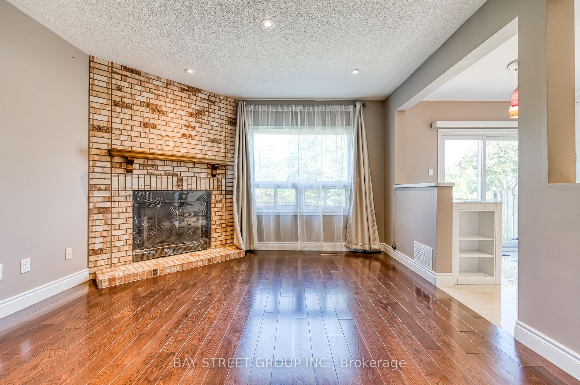 Photo 16 of 15 Glenbury Drive, Vaughan, Brownridge — HOMEH