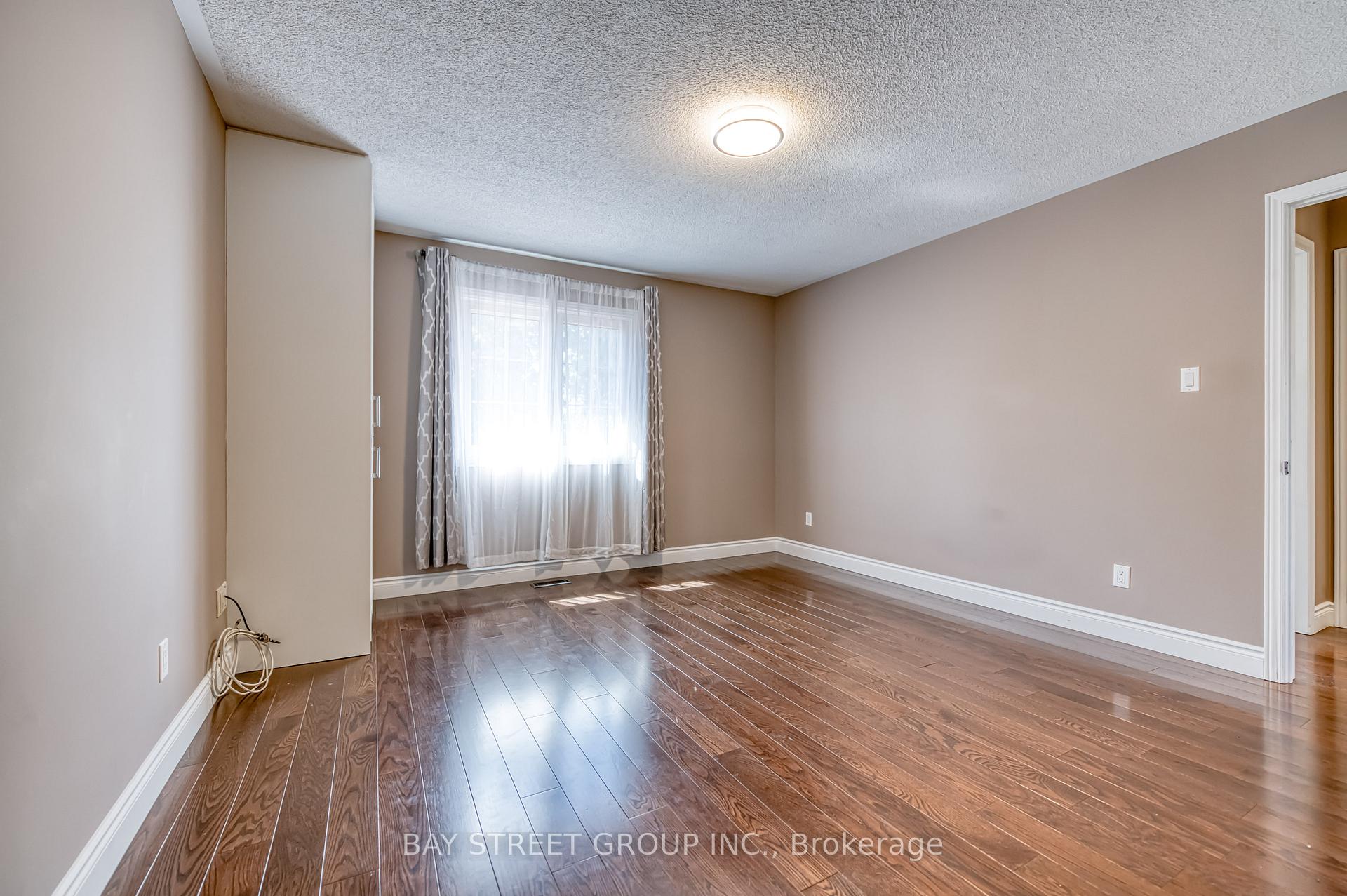 Photo 21 of 15 Glenbury Drive, Vaughan, Brownridge — HOMEH