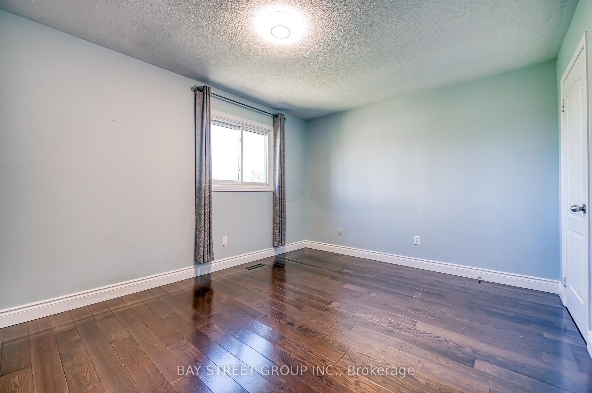 Photo 27 of 15 Glenbury Drive, Vaughan, Brownridge — HOMEH