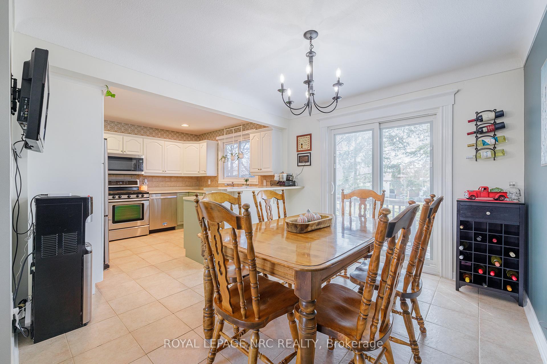 Photo 7 of 33 Idylwood Road, Welland, N. Welland — HOMEH