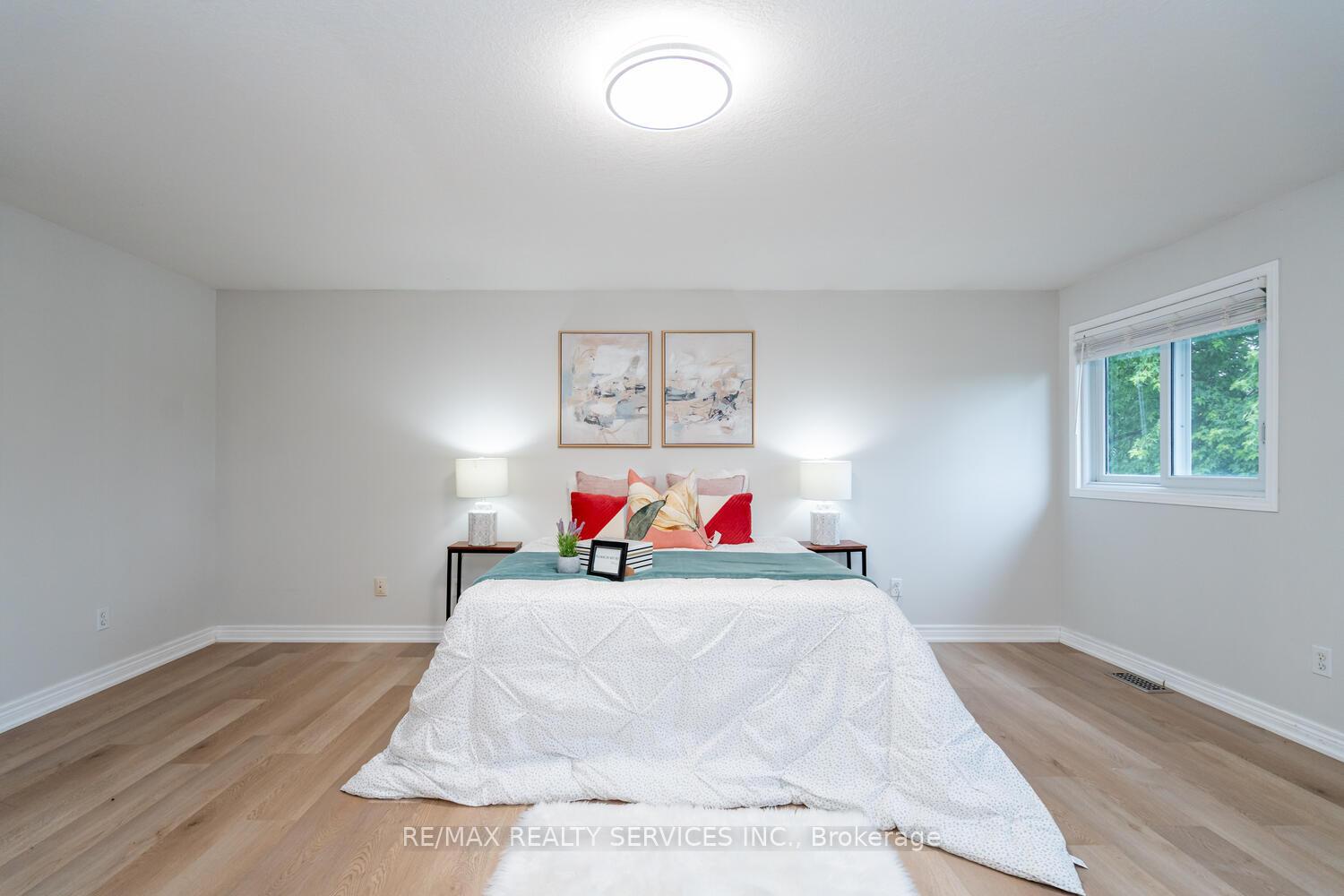 Photo 25 of 704 Black Cherry Street, Waterloo — HOMEH