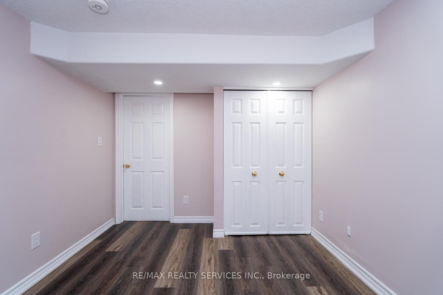 Photo 45 of 704 Black Cherry Street, Waterloo — HOMEH