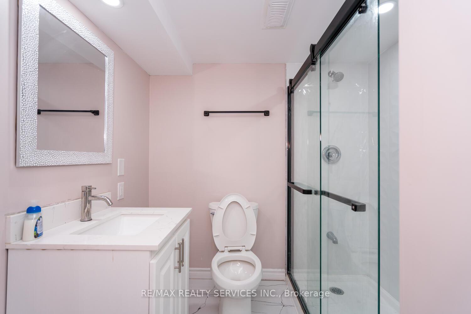 Photo 46 of 704 Black Cherry Street, Waterloo — HOMEH