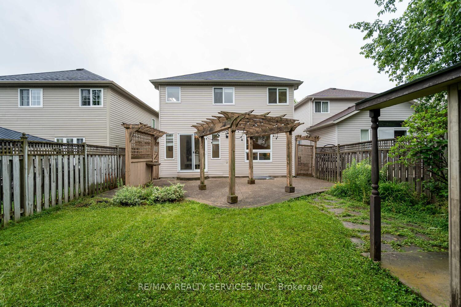 Photo 49 of 704 Black Cherry Street, Waterloo — HOMEH