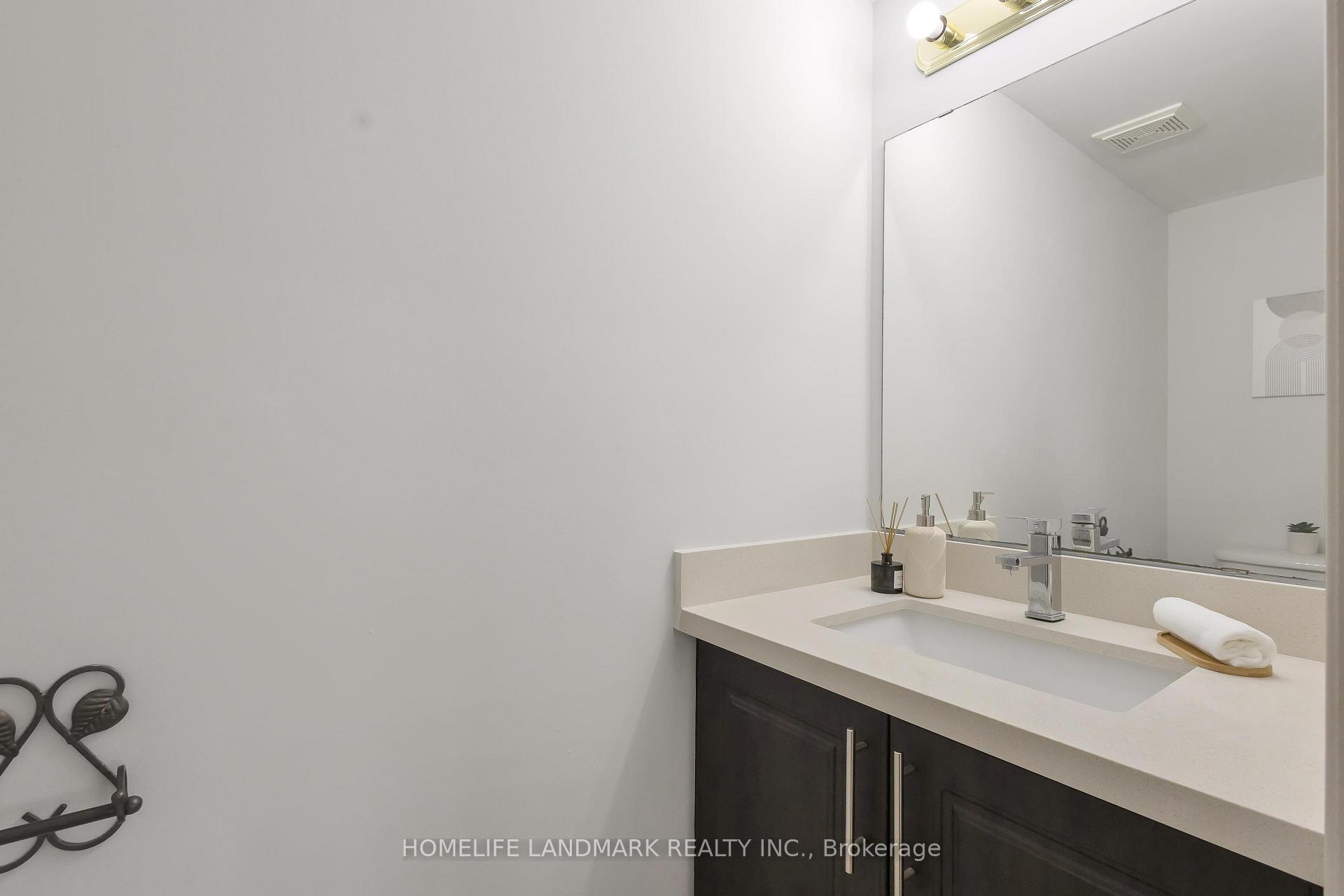 Photo 14 of 205 Holbeach Crescent, Waterloo, Colonial Acres — HOMEH