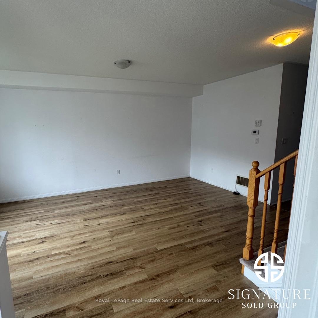 Photo 4 of Unit 29, 21 Village Gate Drive, Wasaga Beach — HOMEH