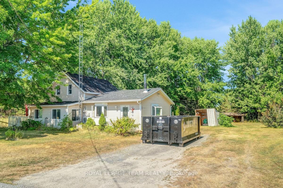Photo 2 of 5684 McCrea Road, Augusta, Augusta Twp — HOMEH