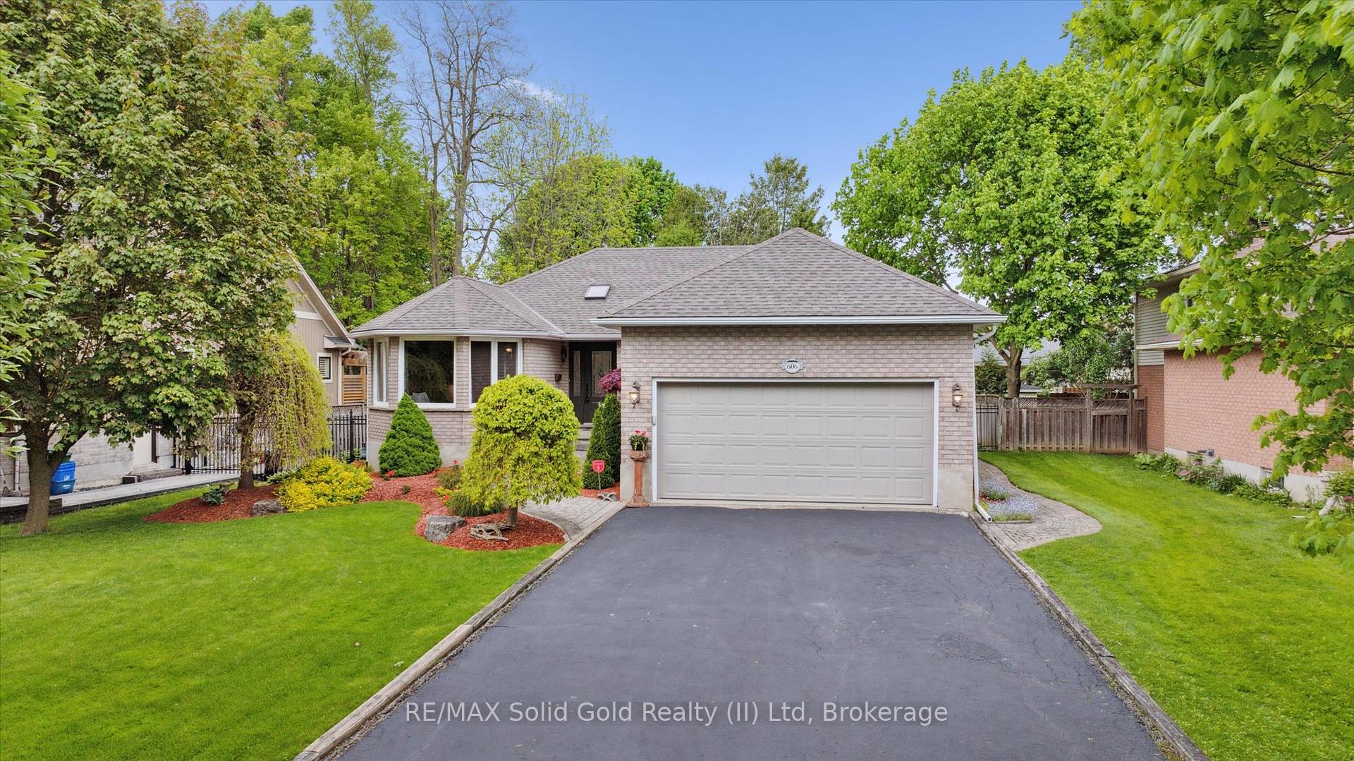 Photo 42 of 606 Rustic Drive, Waterloo — HOMEH