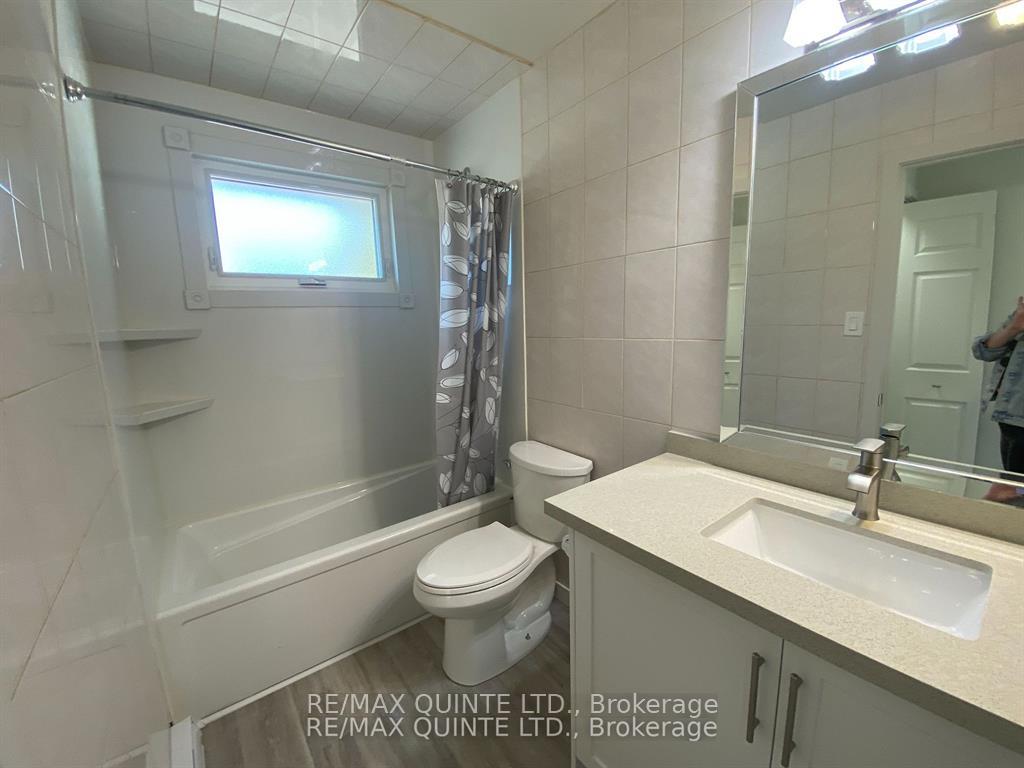 Photo 13 of Unit 6, 2 Village Drive, Belleville, Belleville Ward — HOMEH