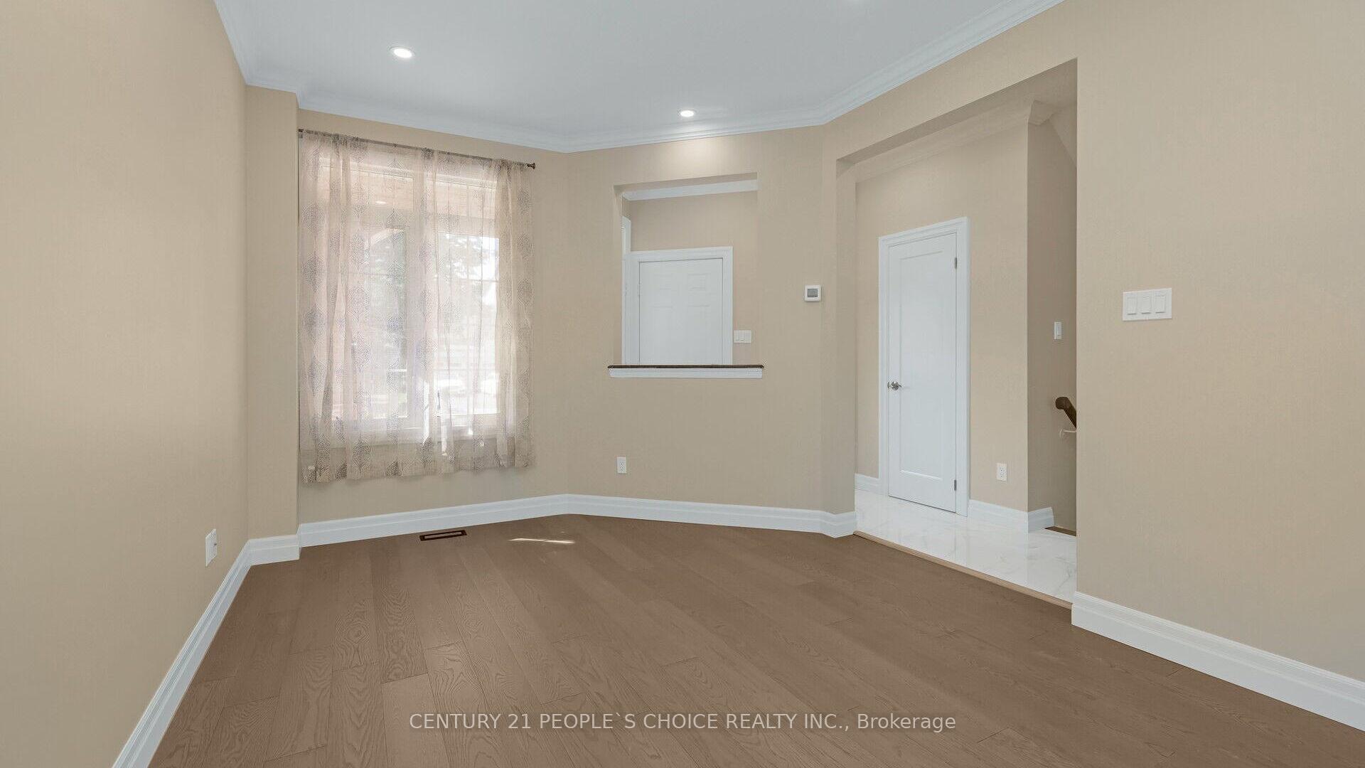 Photo 6 of 25 Willow Tree Street, Vaughan, Maple — HOMEH